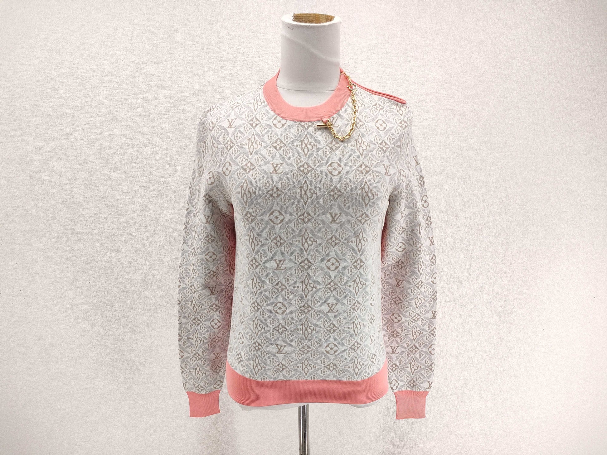 LOUIS VUITTON Louis Vuitton Monogram Knit Long Sleeve Contrast Trim Top