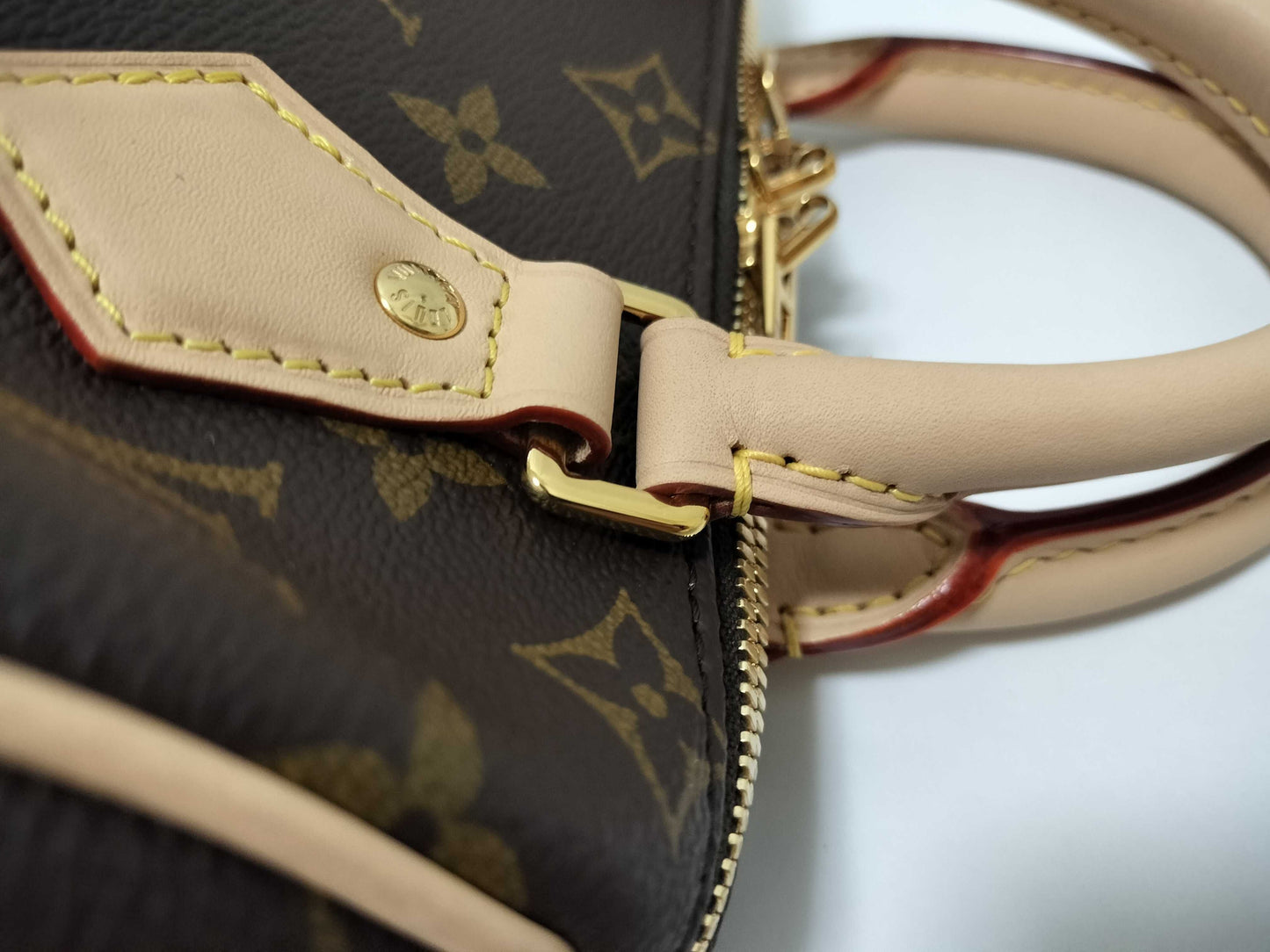 LOUIS VUITTON Monogram Louis Vuitton Speedy Bandouliere 20 M46222 Handbag