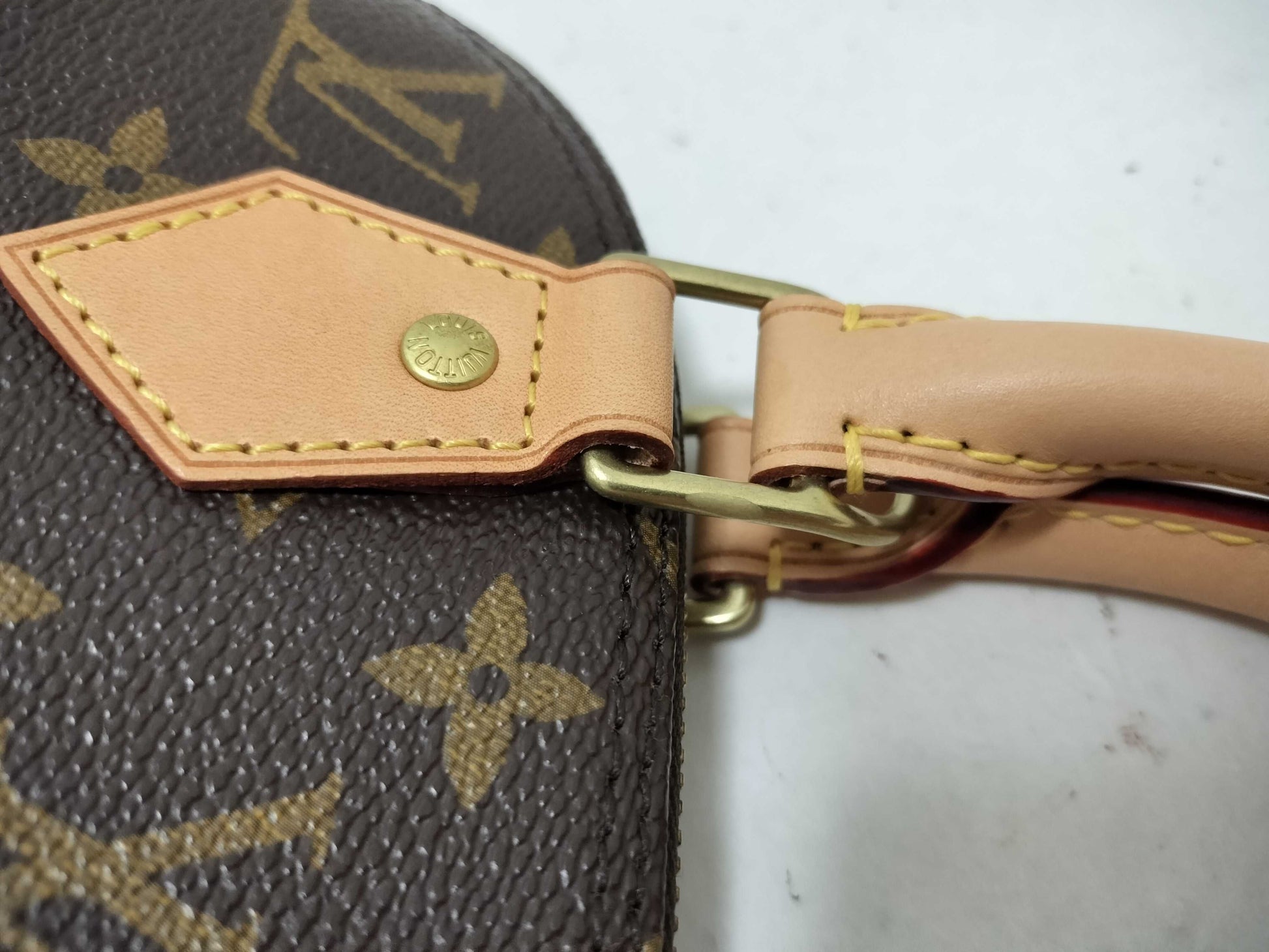 LOUIS VUITTON Monogram Louis Vuitton Alma BB Handbag