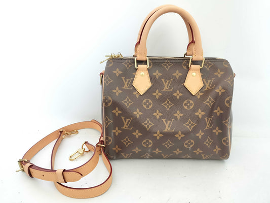 LOUIS VUITTON Monogram Louis Vuitton Speedy Bandouliere 25 Handbag