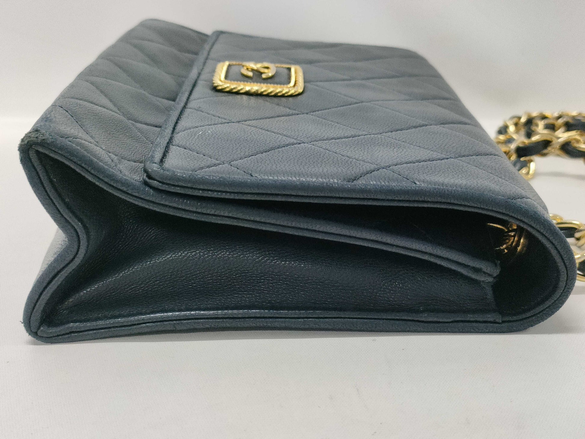 CHANEL Matelasse Shoulder Bag