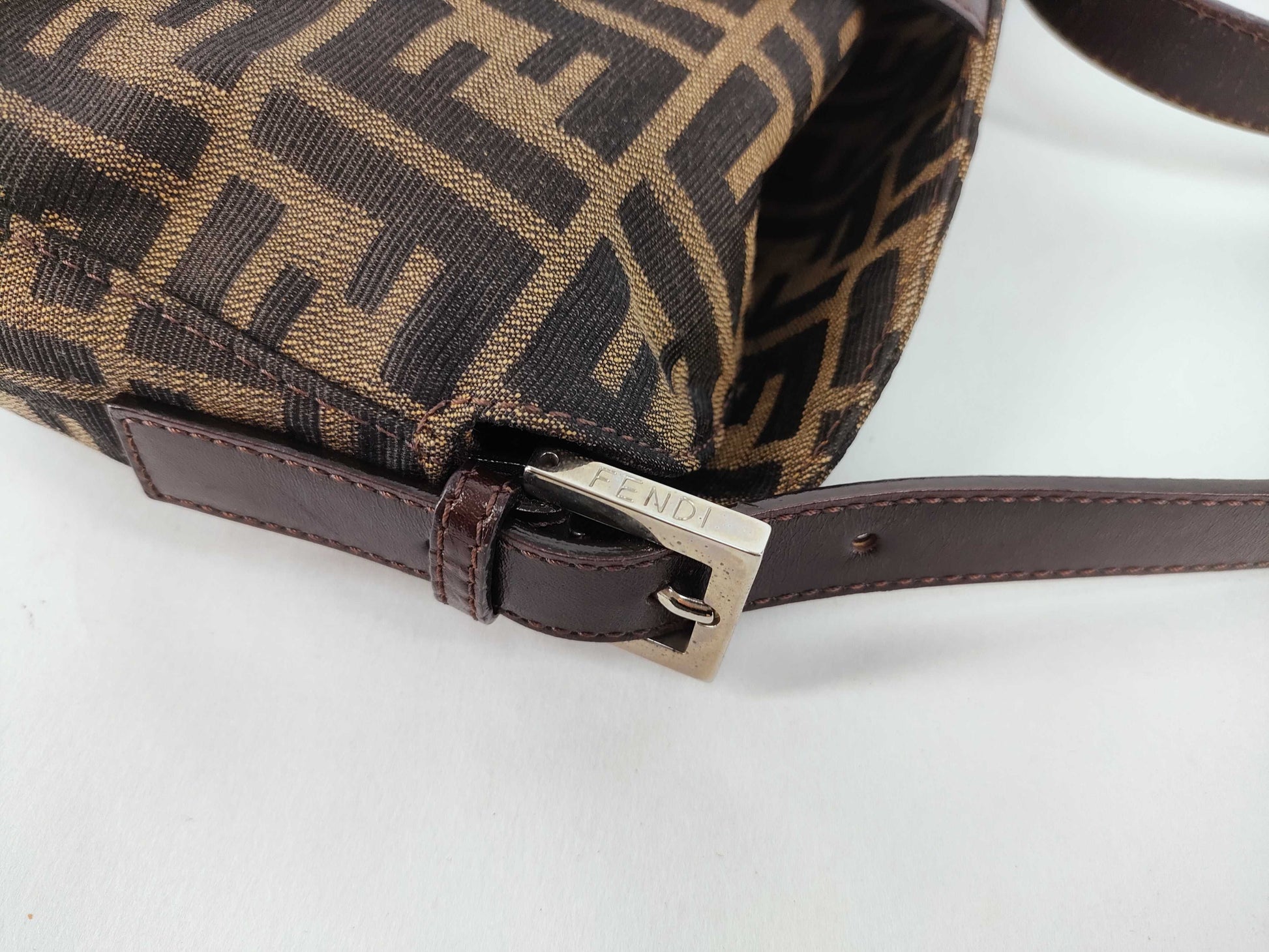 FENDI Zucca Mamma Bucket/Zucca/2321-26725-009 Handbag