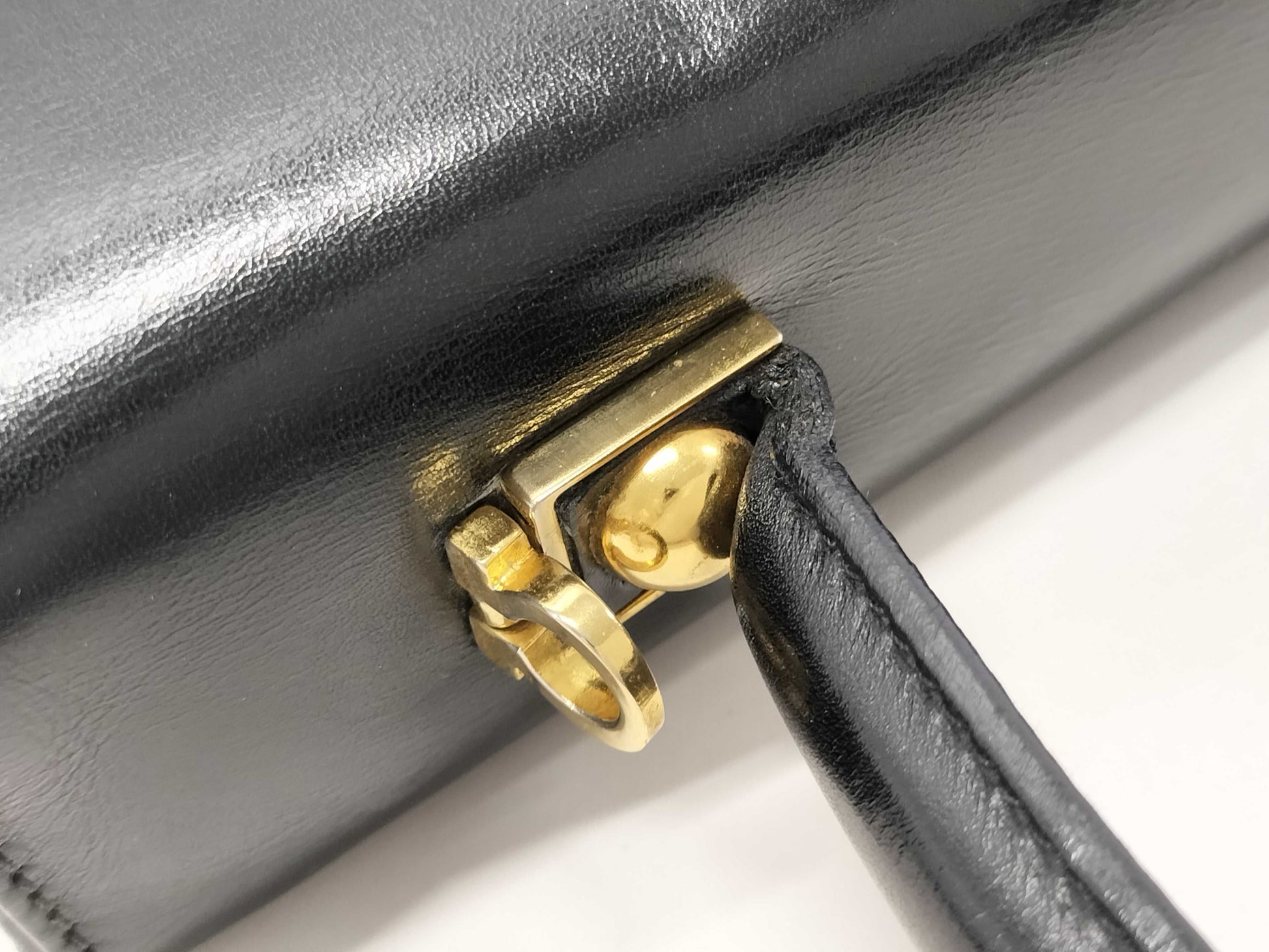 Salvatore Ferragamo Gancini 2-way handbag