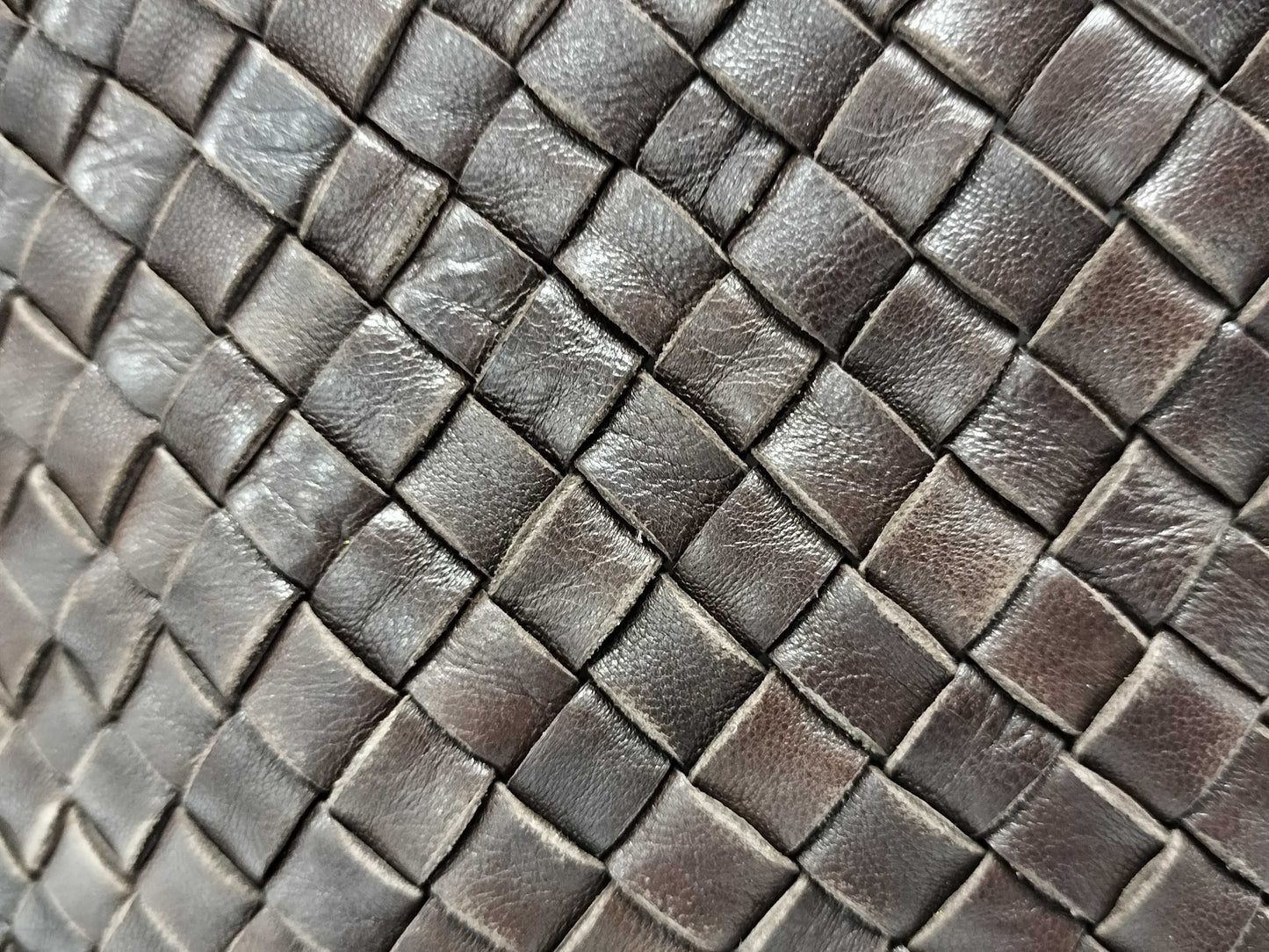 BOTTEGA VENETA Cabas MM Tote Bag with Pouch
