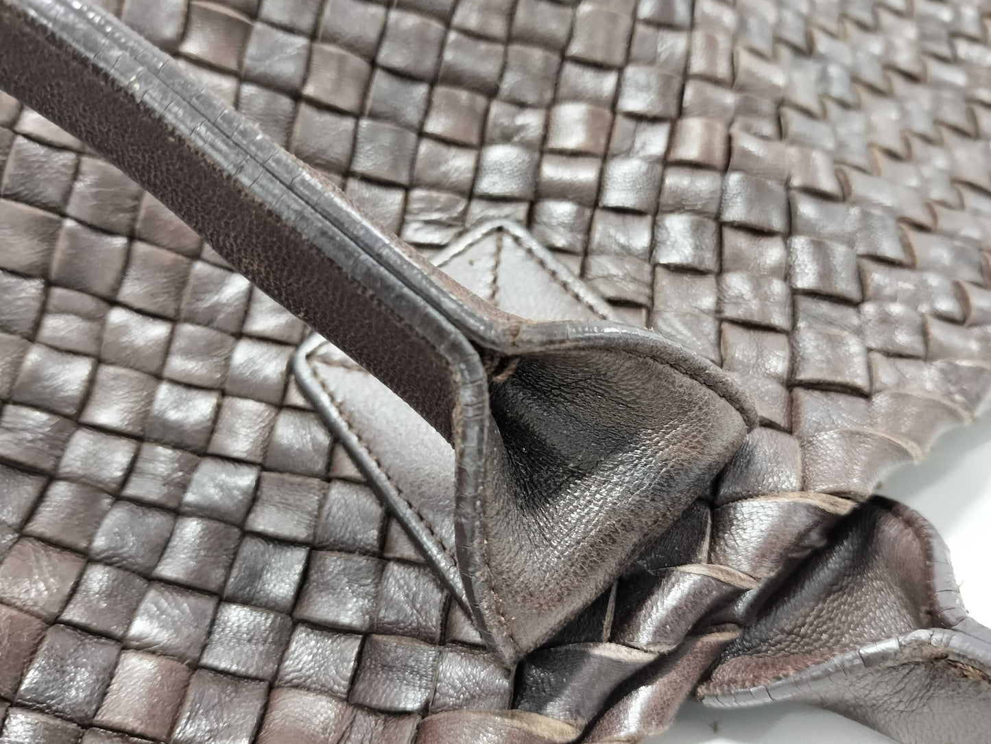 BOTTEGA VENETA Cabas MM Tote Bag with Pouch