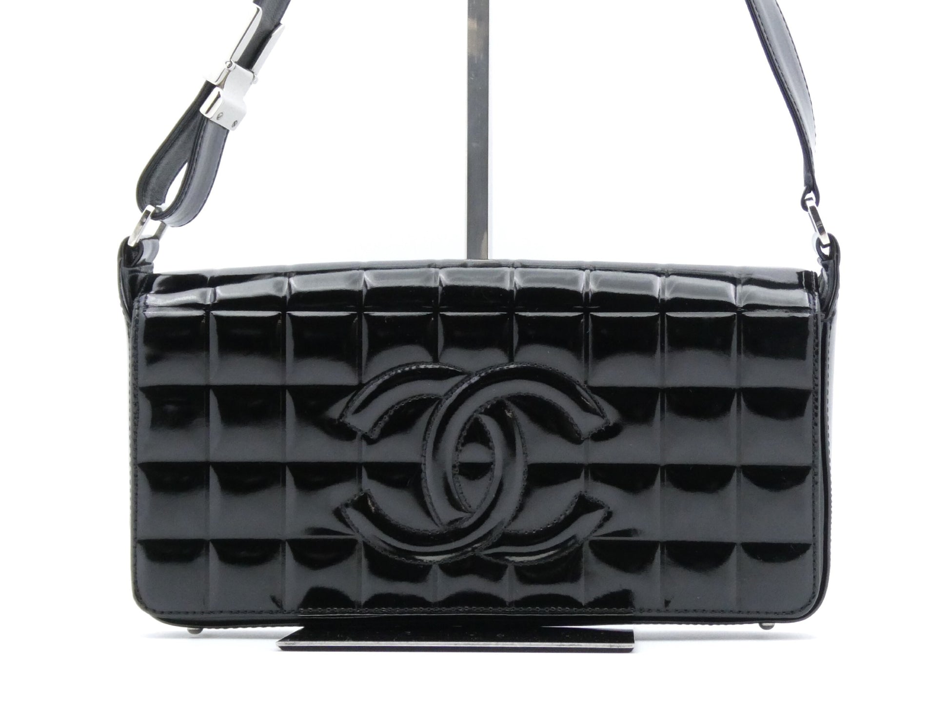 CHANEL Chocolate Bar Coco Mark Enamel Shoulder Bag