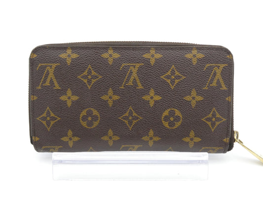 LOUIS VUITTON Monogram Zippy Wallet