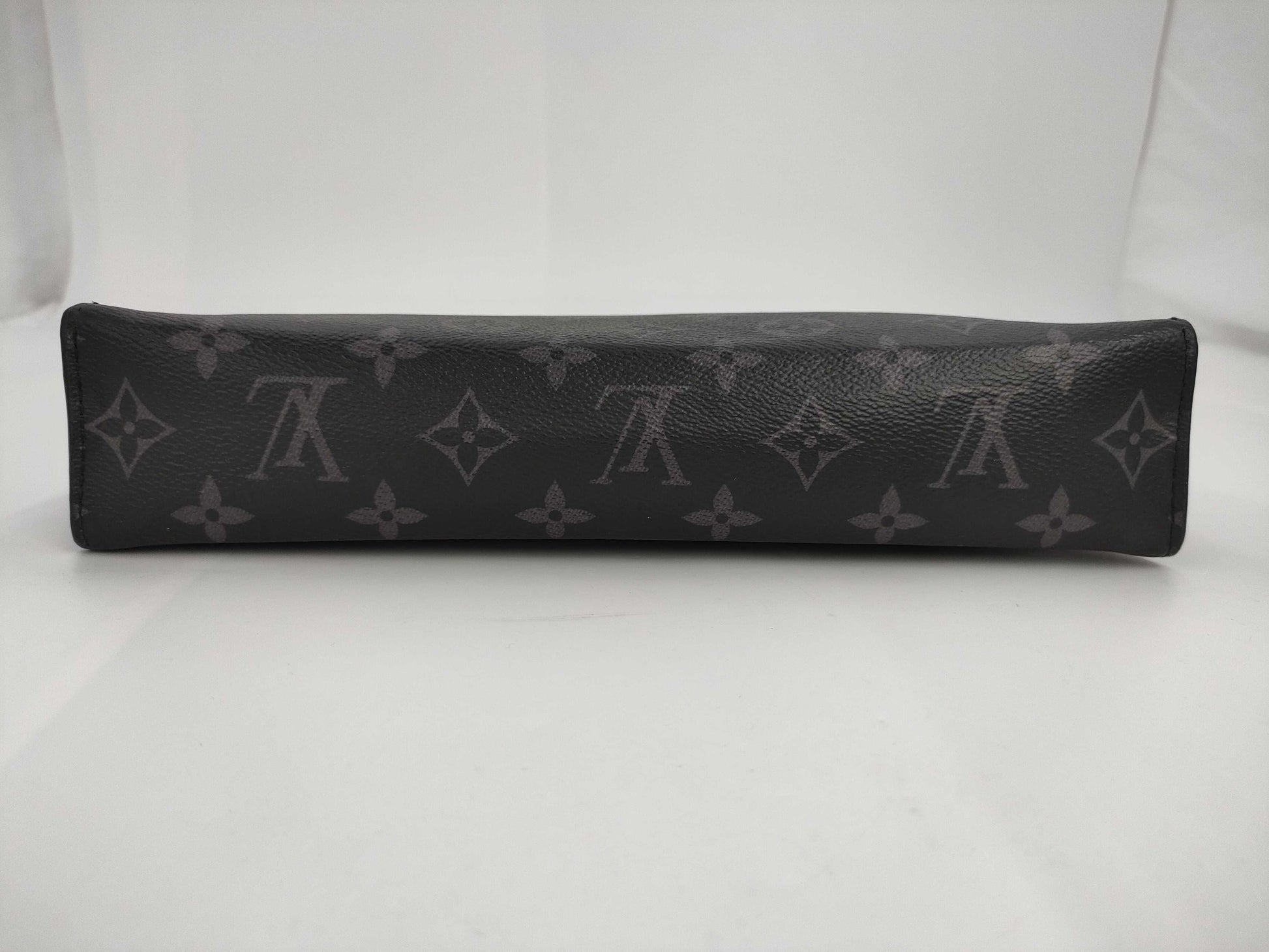 LOUIS VUITTON Louis Vuitton Eclipse Pochette Voiage MM 2020 IC Tag Clutch SV Hardware TA4230 Second Bag
