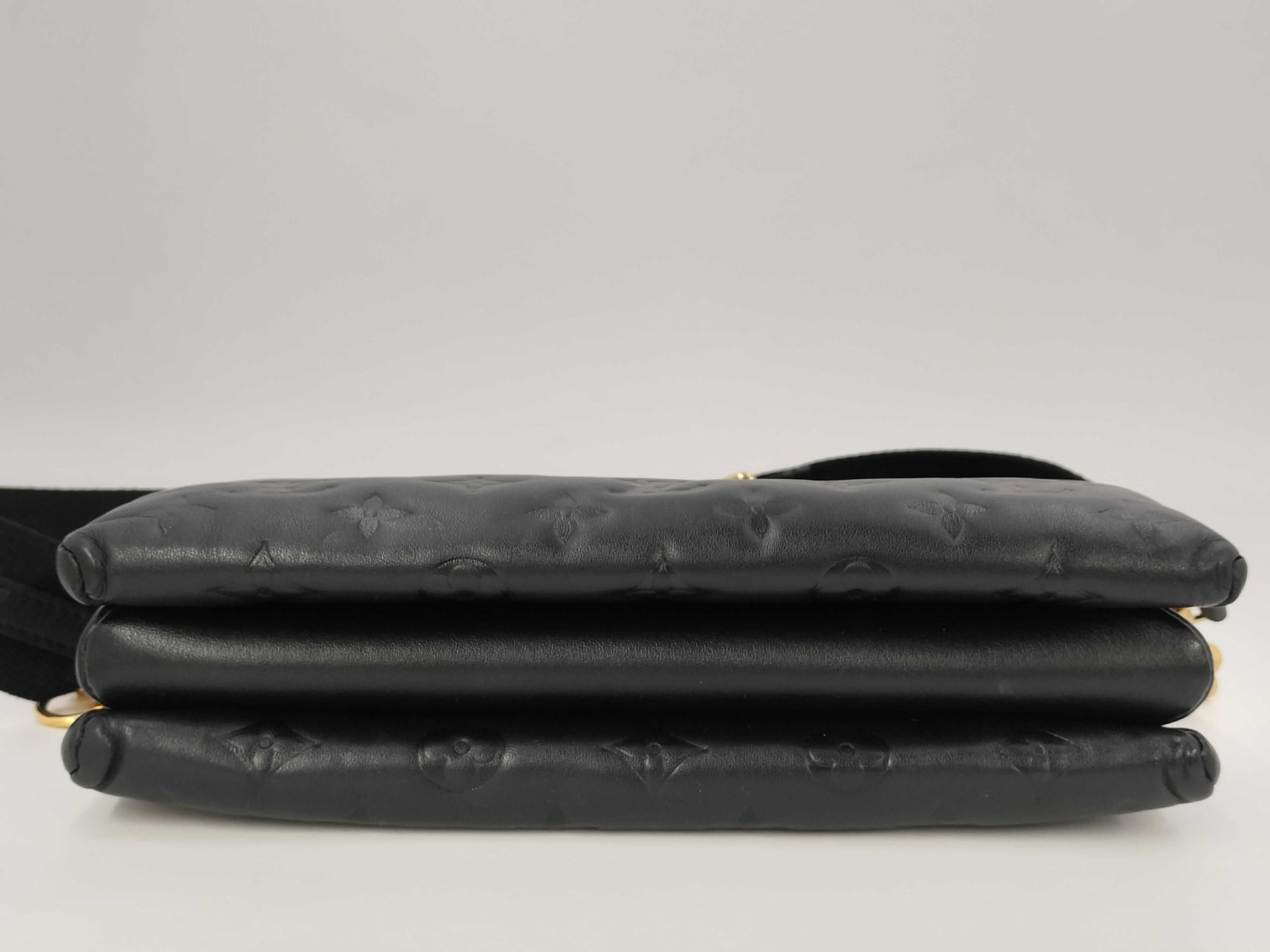 LOUIS VUITTON Louis Vuitton Pochette Coussin Shoulder Bag