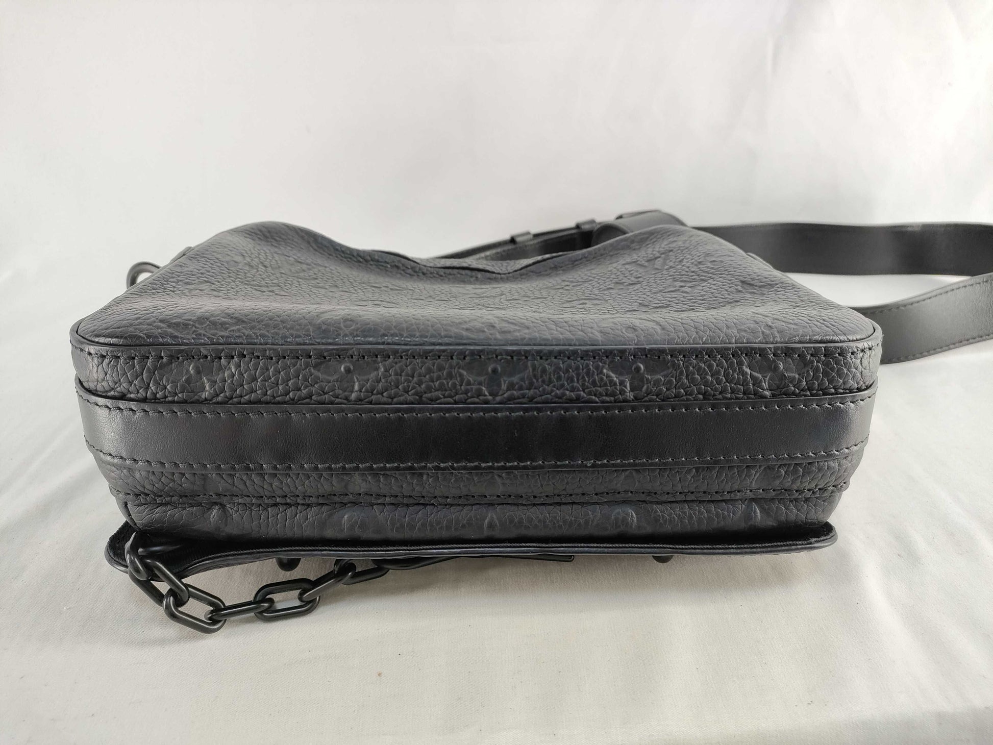 LOUIS VUITTON Monogram Unplanted Louis Vuitton Message Shoulder Bag Shoulder Bag