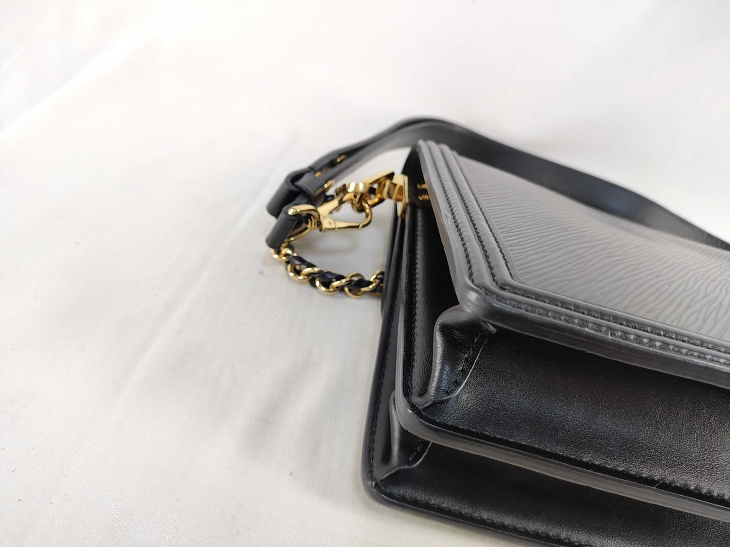 LOUIS VUITTON Epi Louis Vuitton Dauphine Shoulder Bag Shoulder Bag