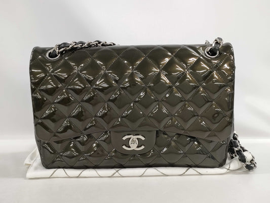 CHANEL Matelasse Shoulder Bag Shoulder Bag