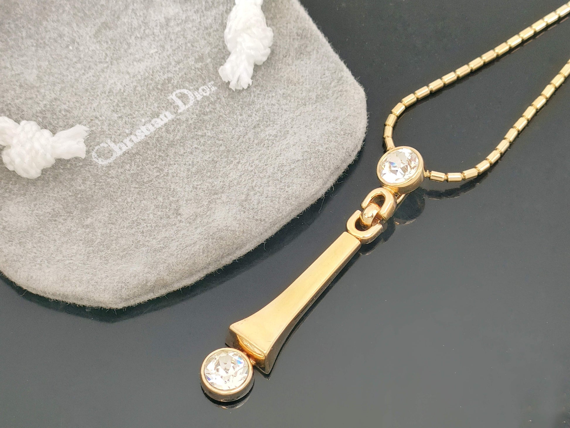 Dior Christian Dior, gold-colored, motif with large rhinestones, pendant, necklace, made of Germany, 17.4g necklace