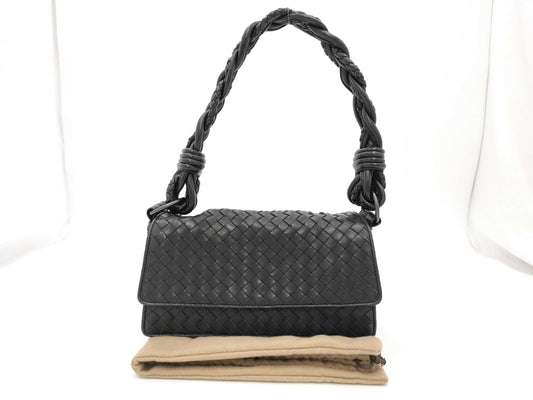 BOTTEGA VENETA Bottega Veneta Intrecciato 145555 One-Shoulder Bag Black Bag