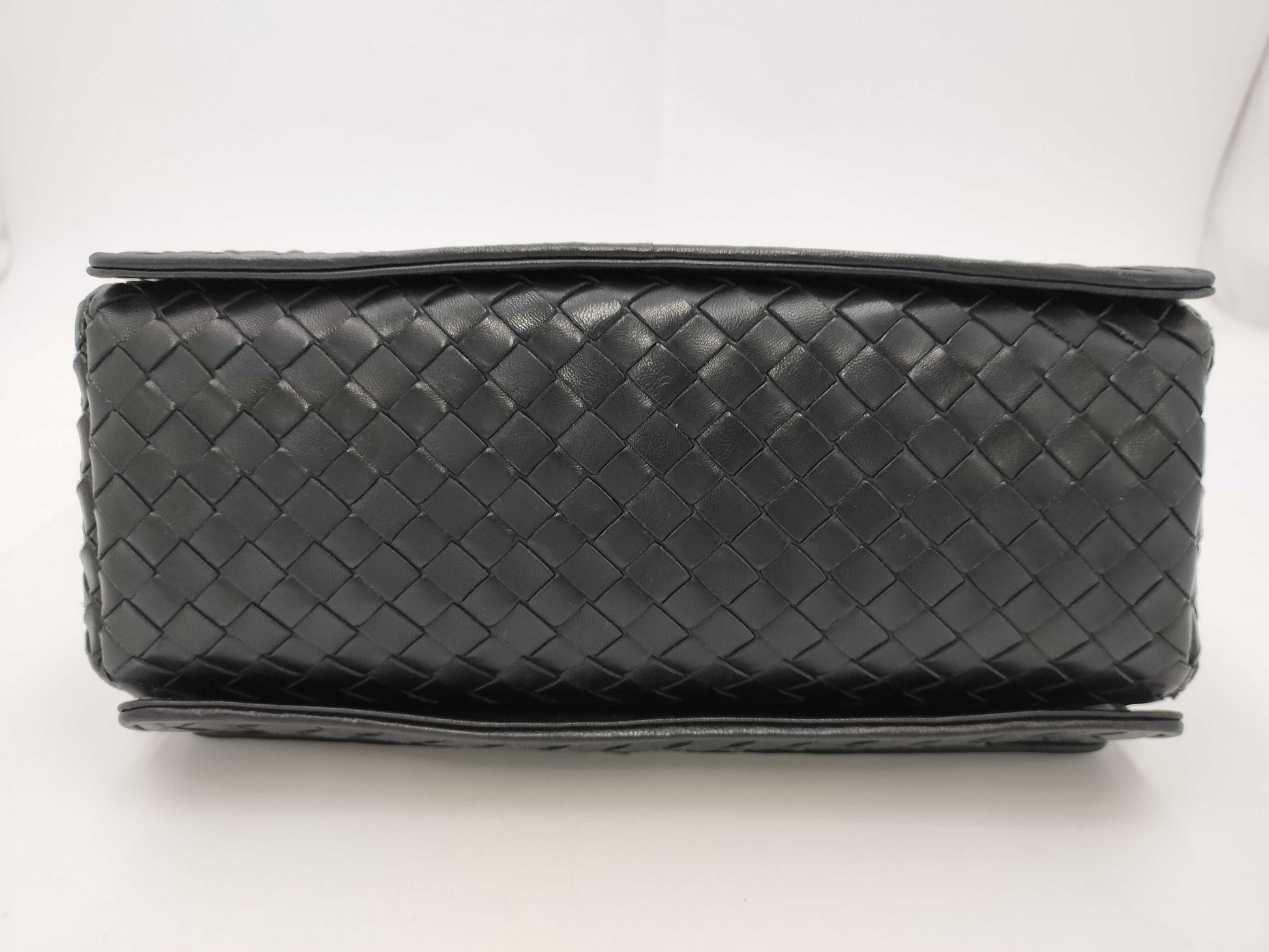 BOTTEGA VENETA Bottega Veneta Intrecciato 145555 One-Shoulder Bag Black Bag