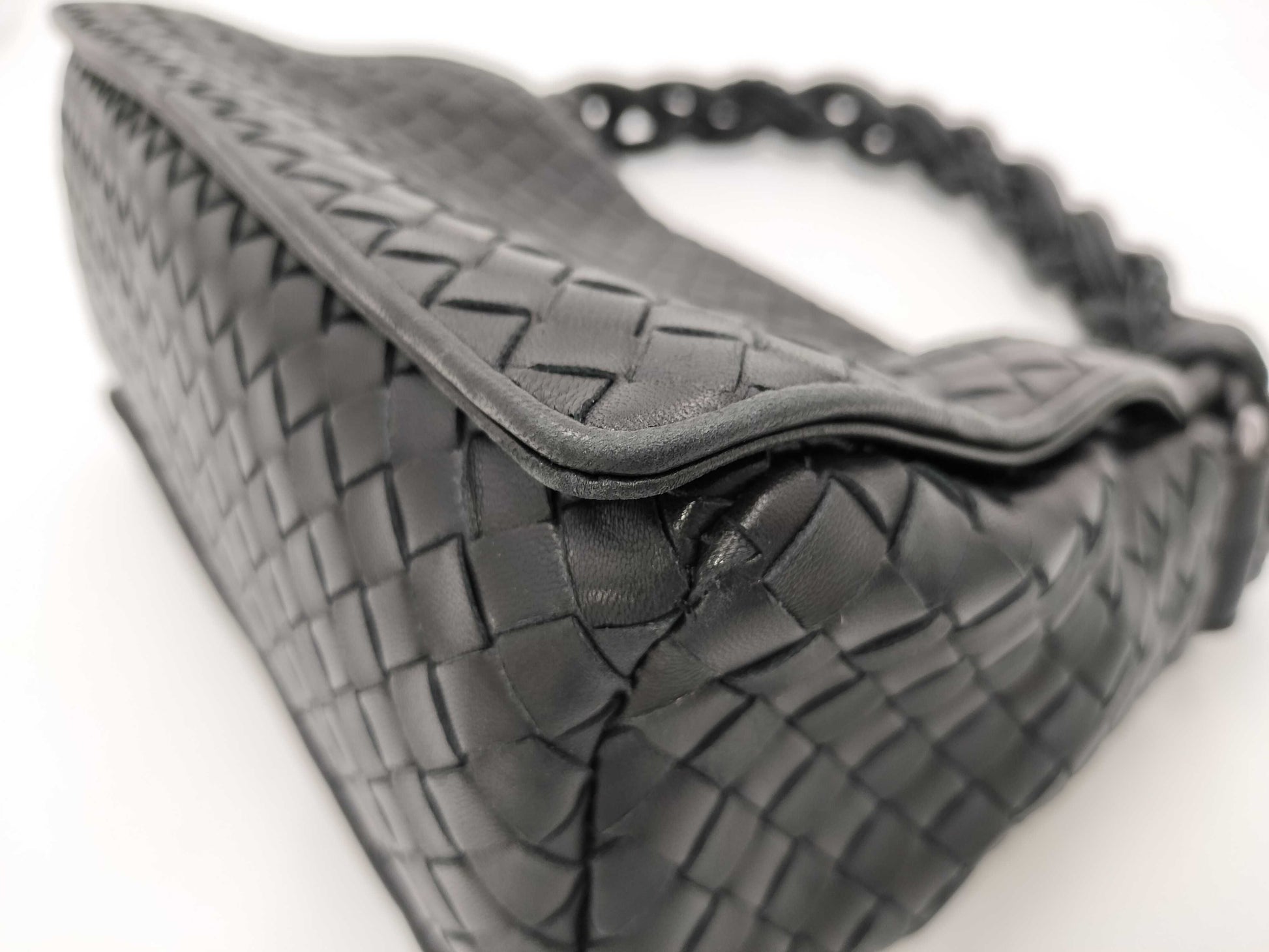 BOTTEGA VENETA Bottega Veneta Intrecciato 145555 One-Shoulder Bag Black Bag