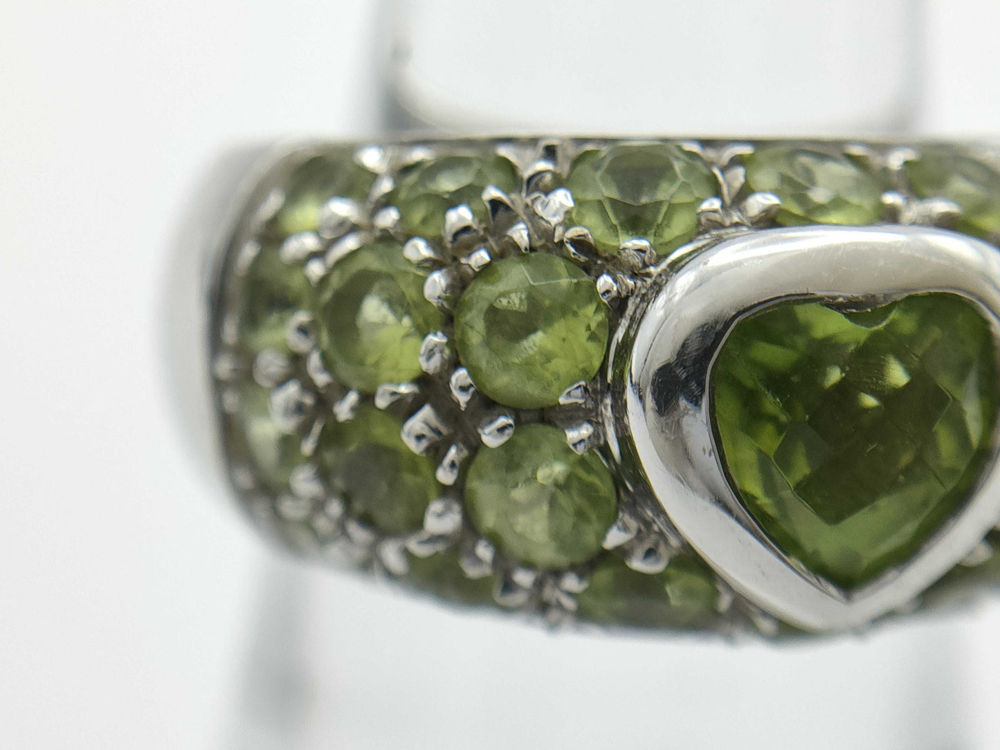 Peridot 750 14.0g Ring