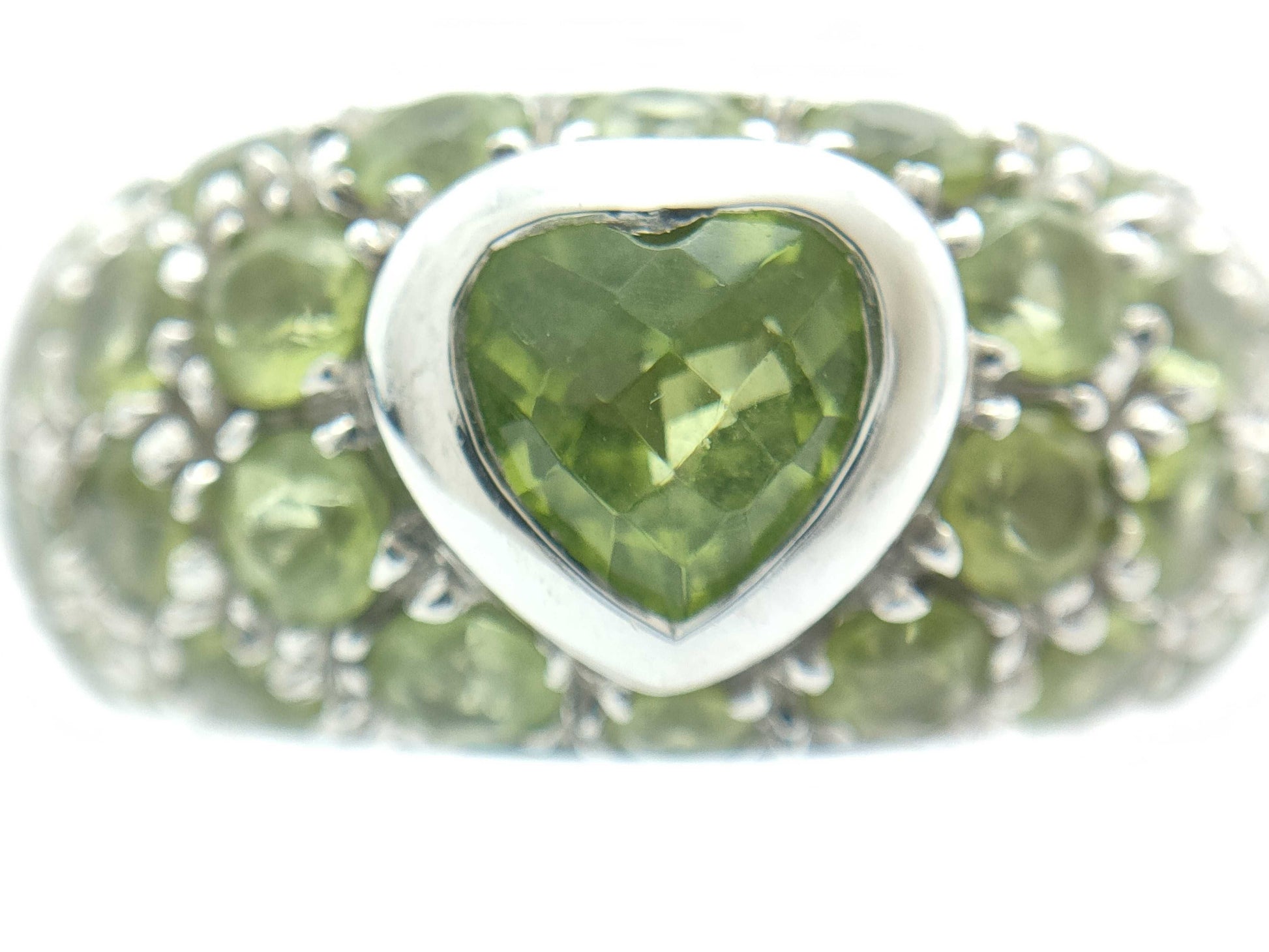 Peridot 750 14.0g Ring