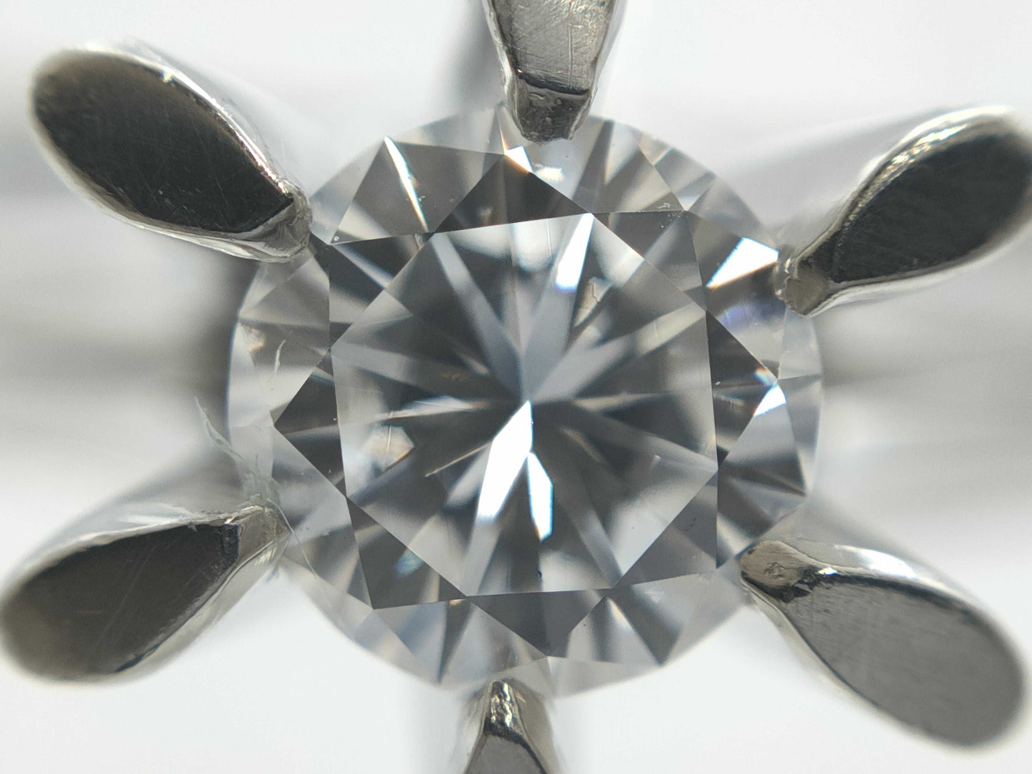 D0.401ct PT900 5.4g Ring