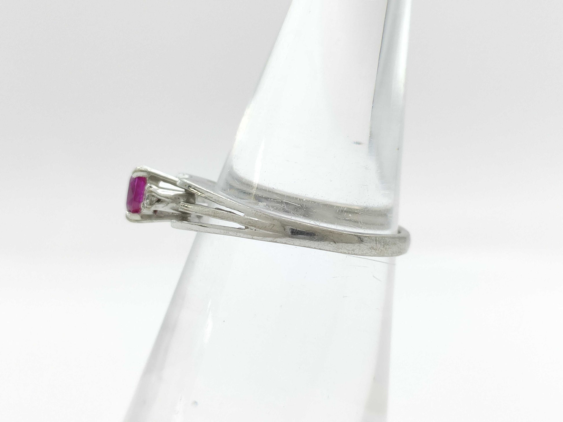 Colored Stone 0.32ct Diamond K14WG 2.6g Ring