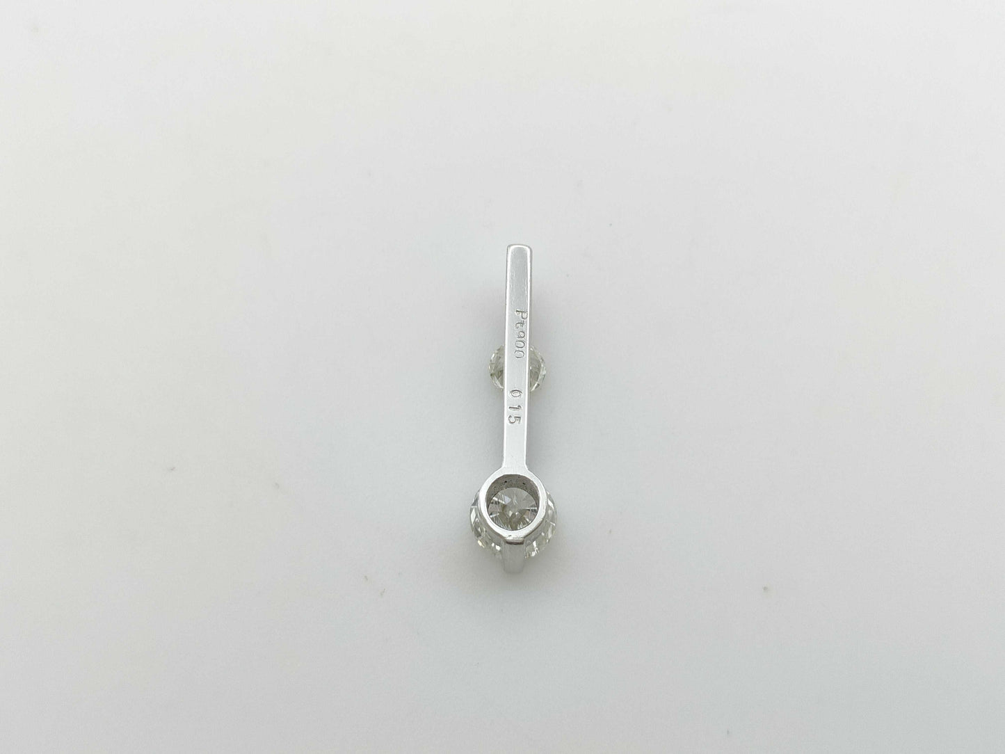 D0.560ct D0.15ct PT900 2.0g Pendant Top