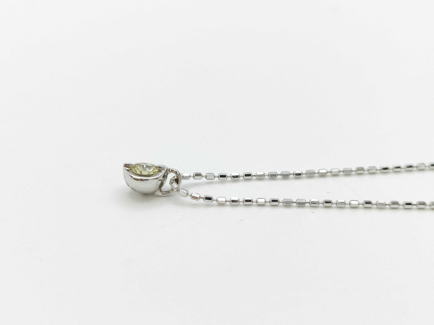 D0.10ct K10WG 1.2g Necklace