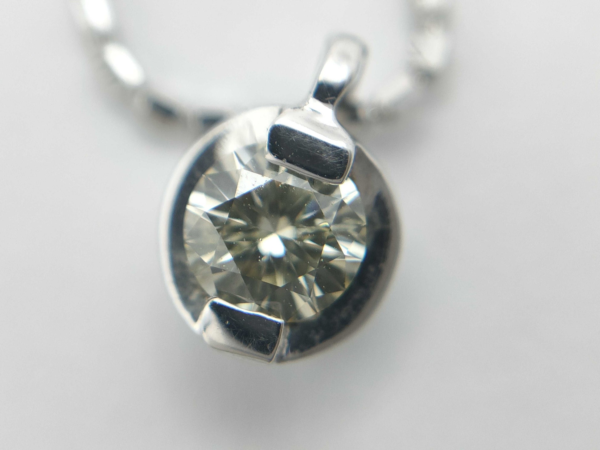 D0.10ct K10WG 1.2g Necklace