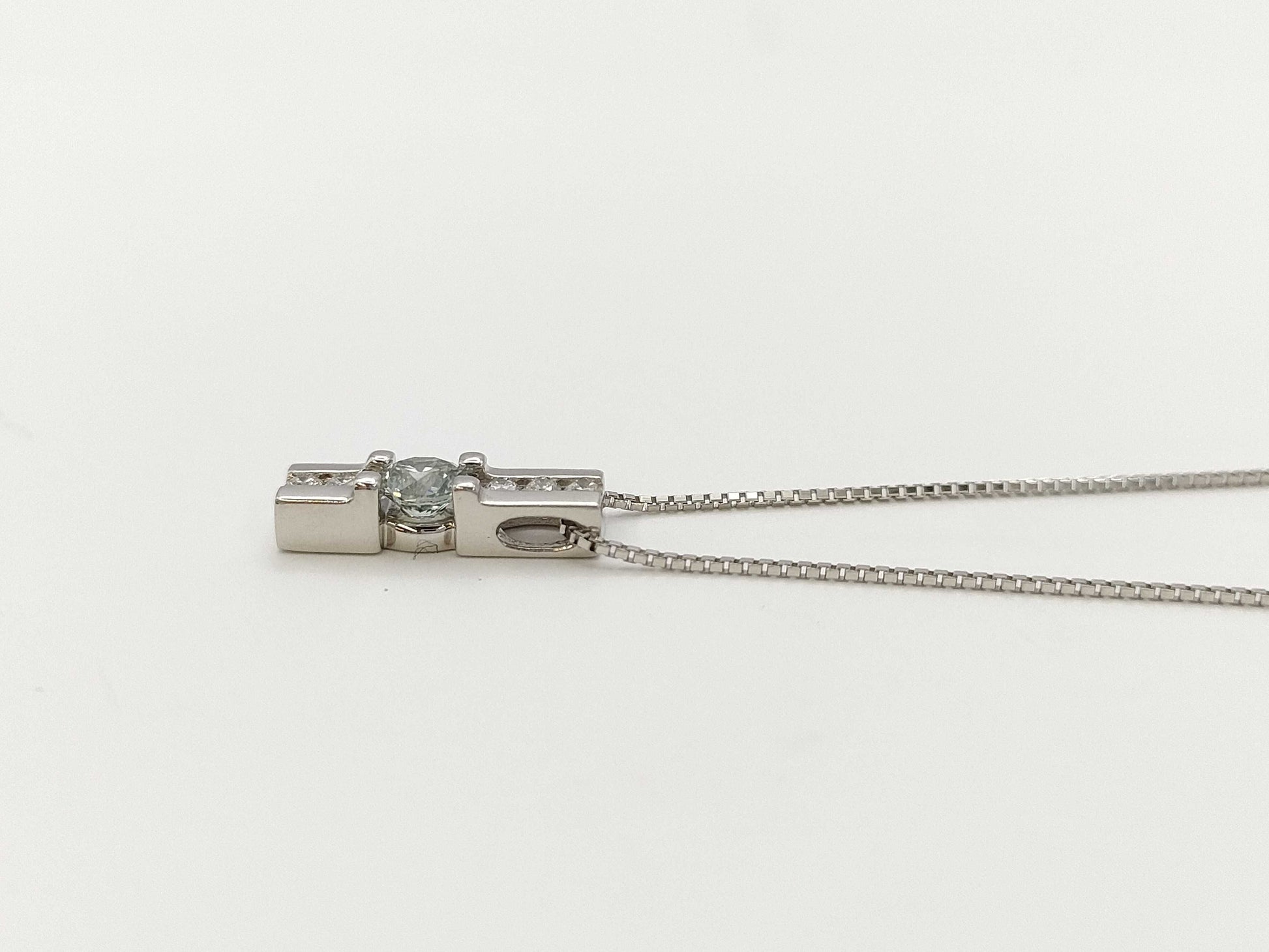 D0.358/0.10ct Pt900/850 4.4g Necklace