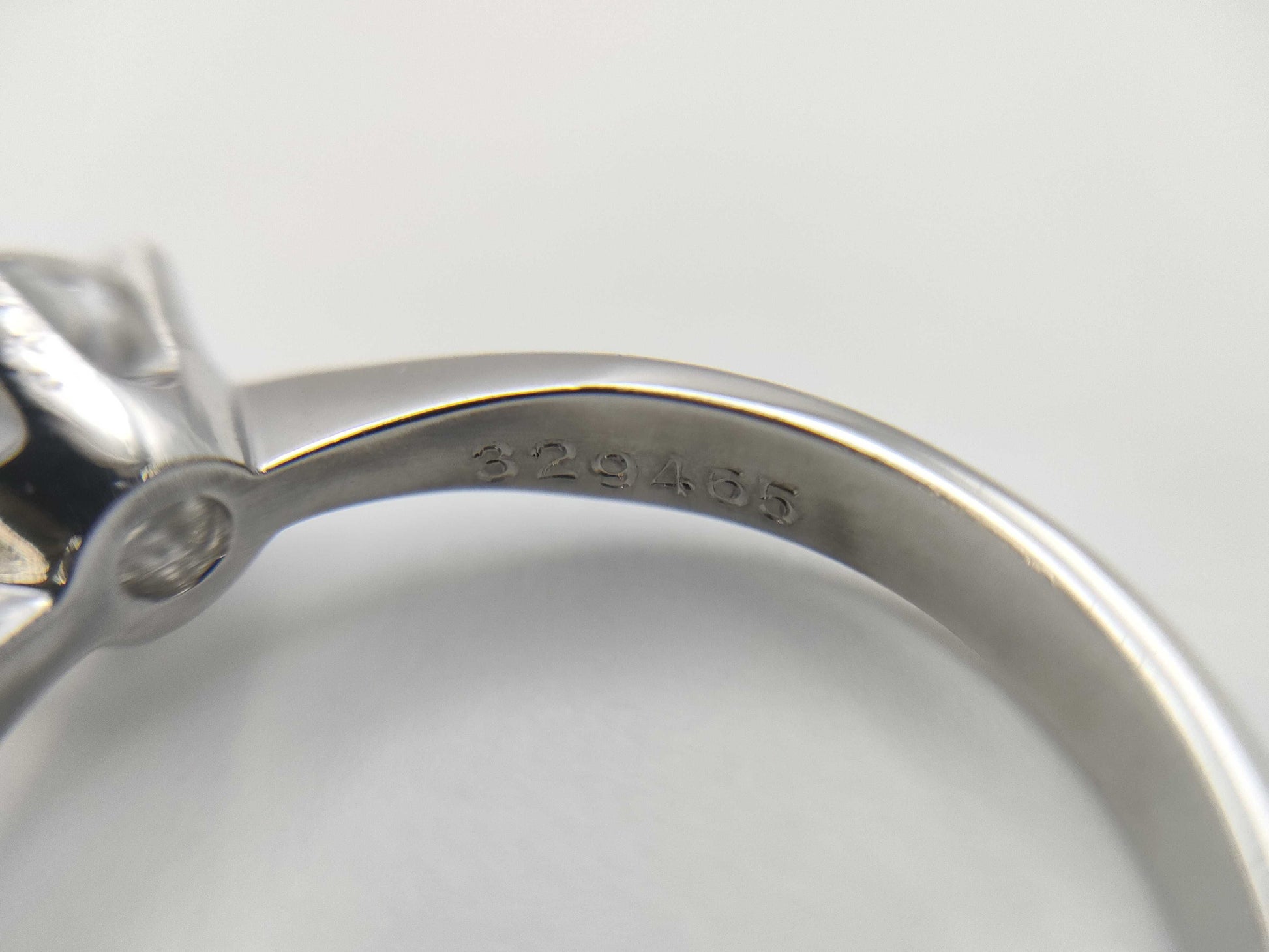 D0.63ct Pt900 3.8g Ring