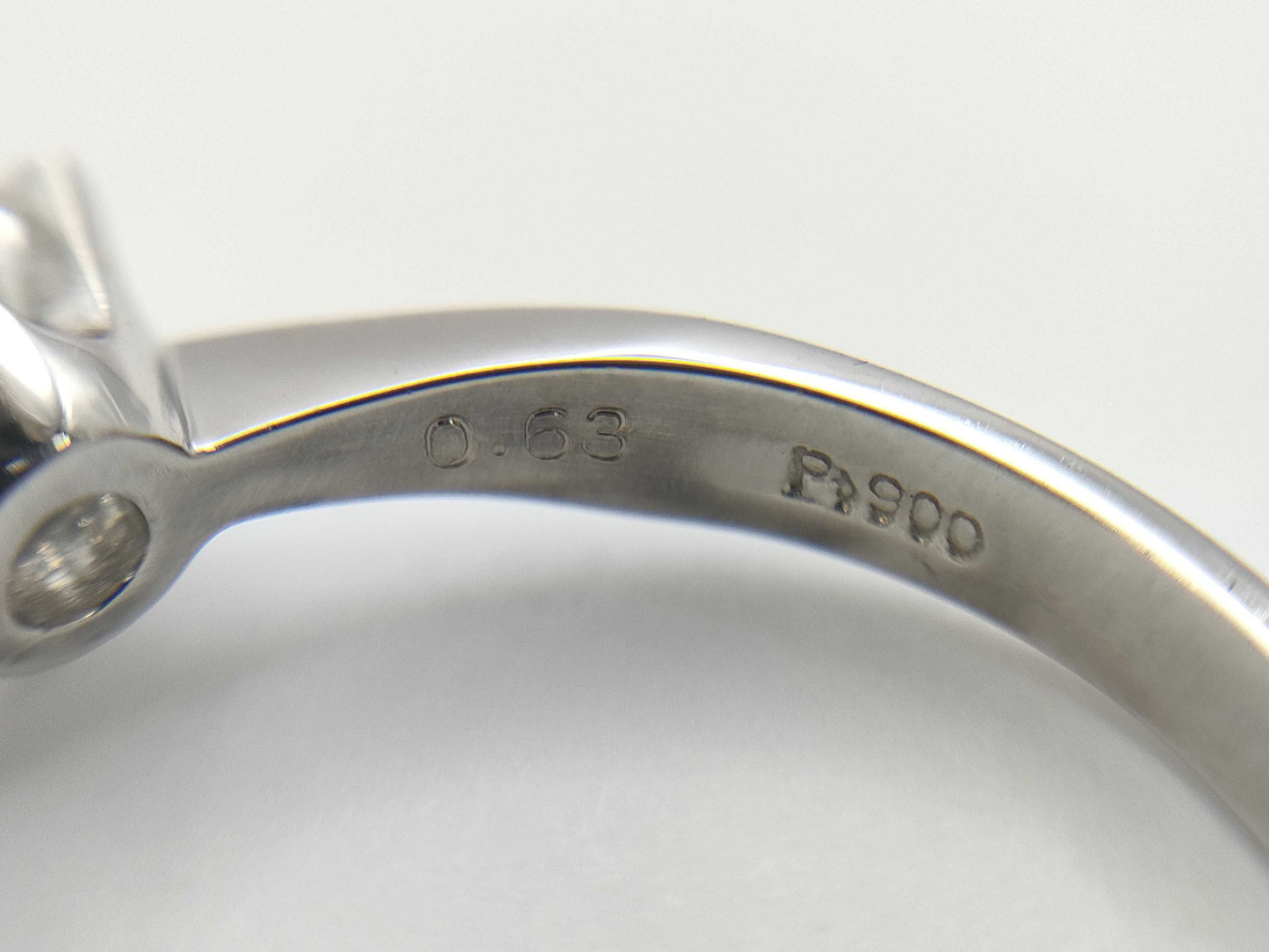 D0.63ct Pt900 3.8g Ring