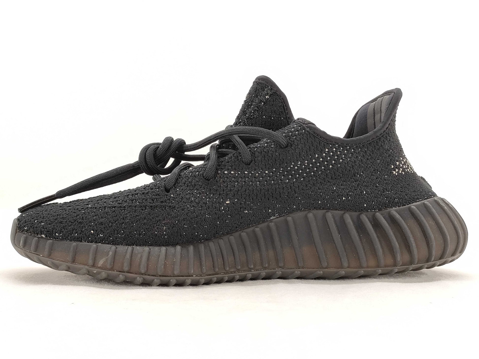 ADIDAS YEEZY BOOST 350 V2 OREO 2016 Size US9 1/2 27.5CM Sneakers