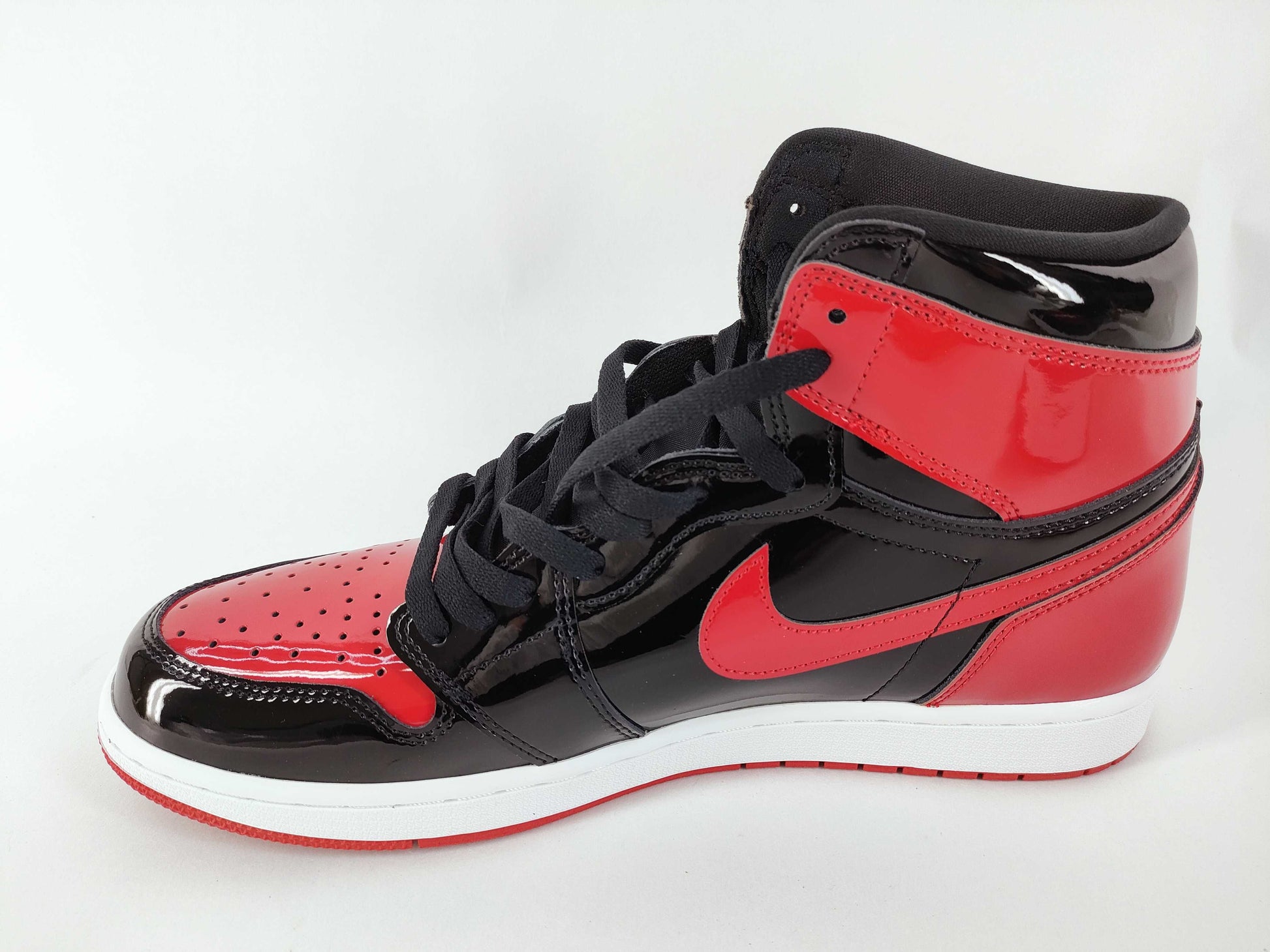 NIKE Nike Air Jordan 1 High OG Patent Bread US12 Sneakers
