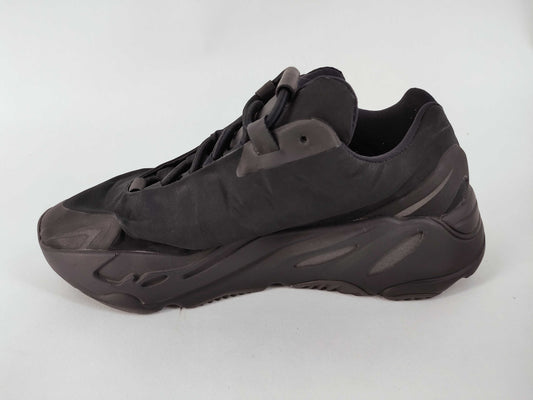 adidas YEEZY Easy Boost 700 MNVM Sneakers Black Size 24.5cm Sneakers