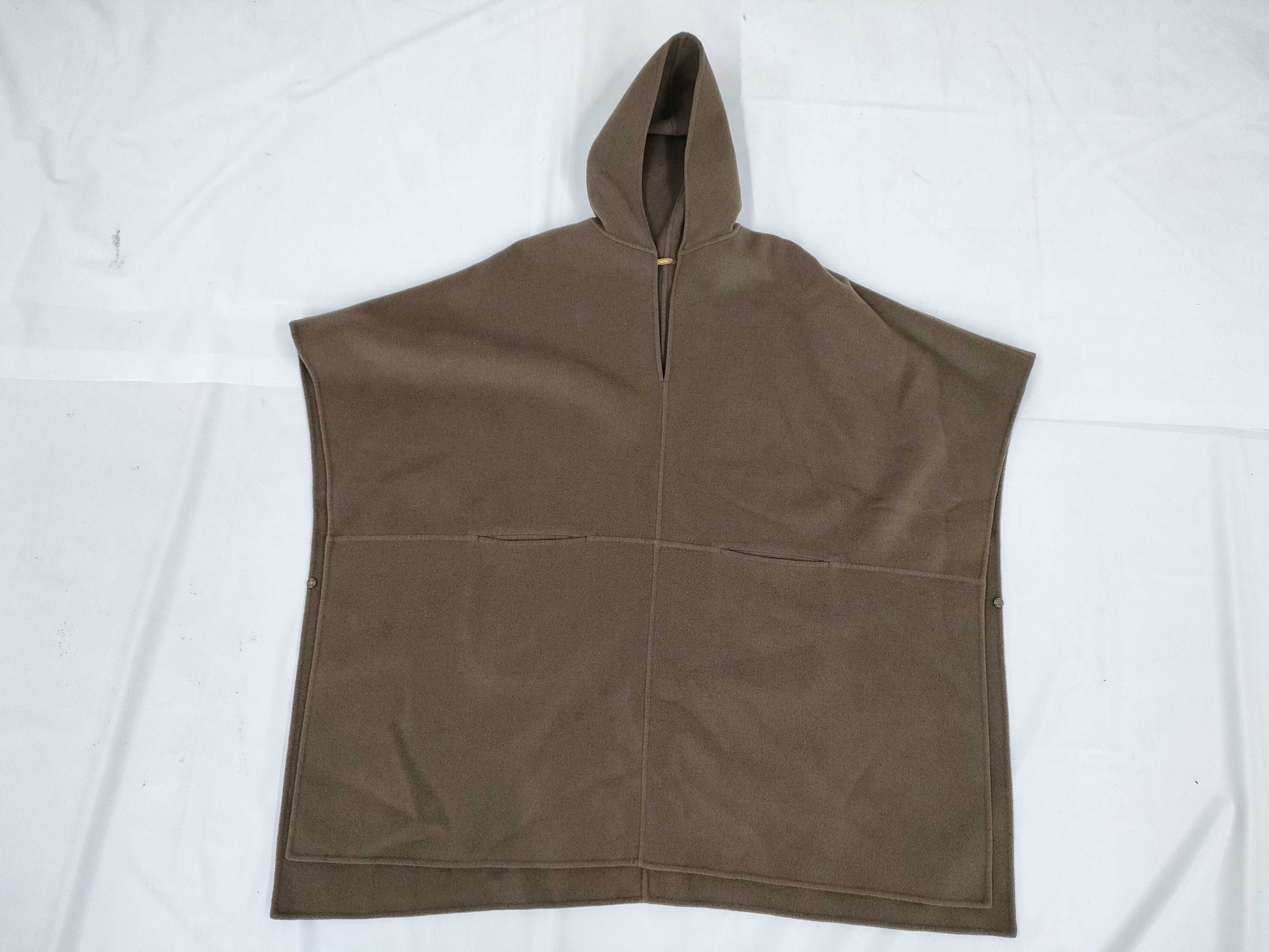 muse poncho poncho