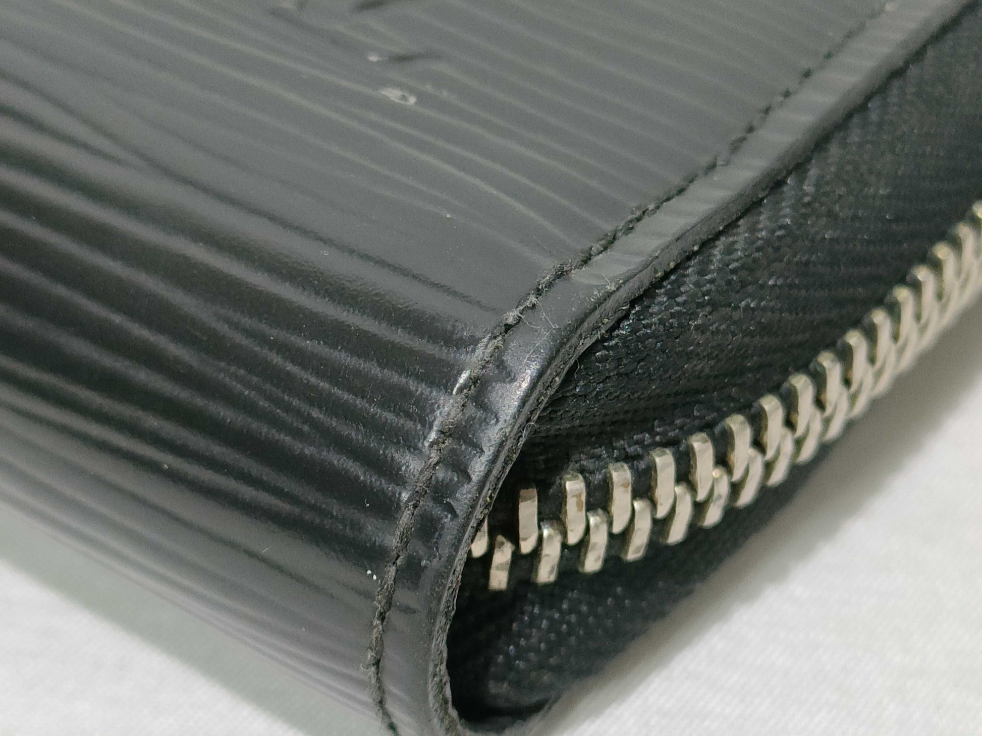 LOUIS VUITTON LOUIS VUITTON wallet