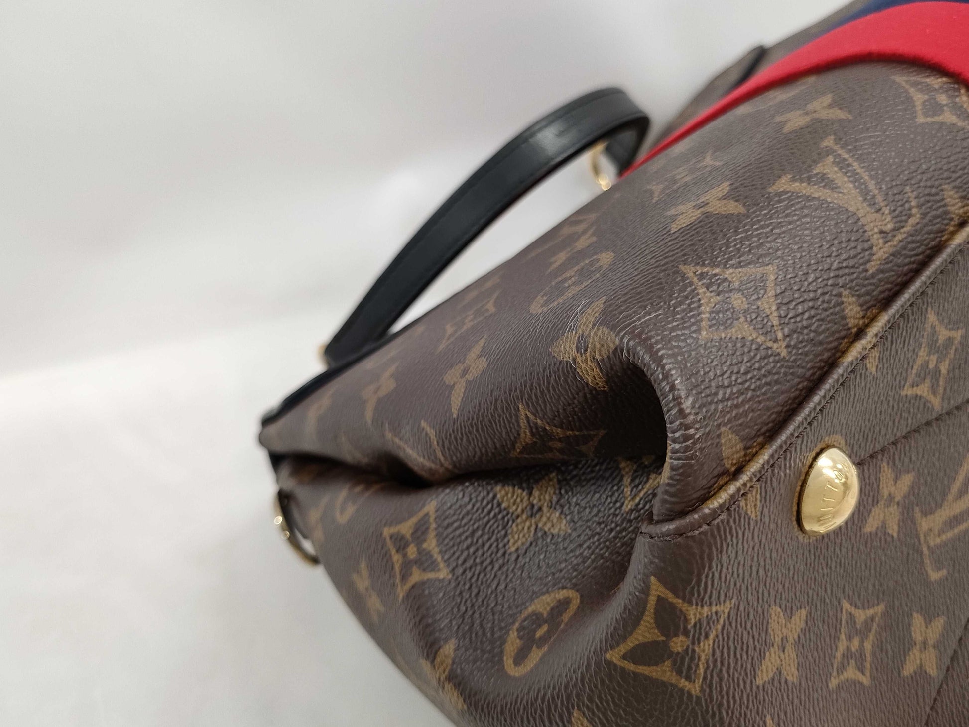 LOUIS VUITTON M43778 Monogram Georges MM Handbag