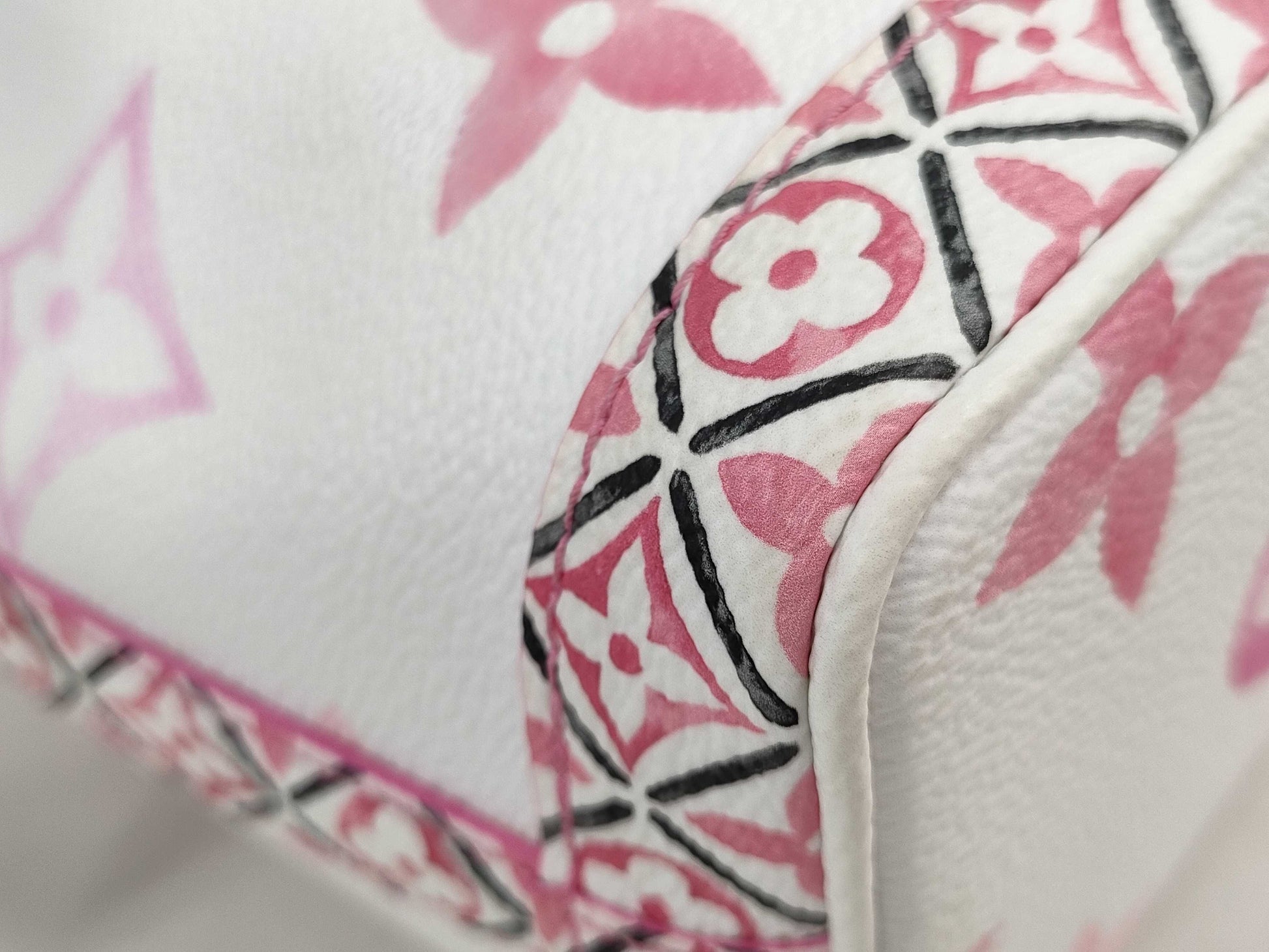 LOUIS VUITTON LV By the Pool Nano Noe M82386 Shoulder Bag