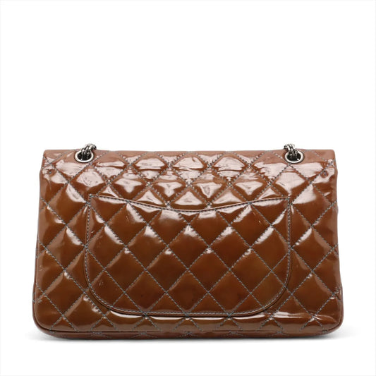 CHANEL Matelasse 2.55 Maxi Patent Leather Double Chain Shoulder Bag