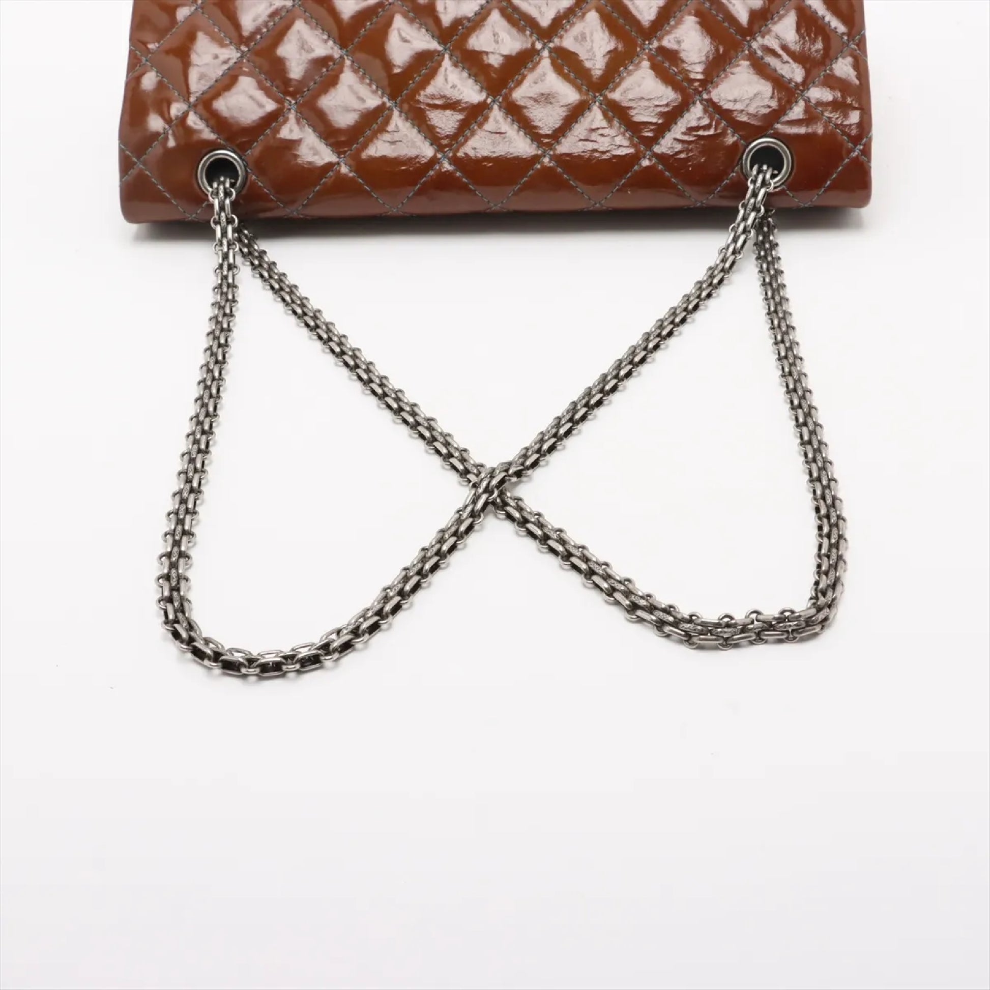 CHANEL Matelasse 2.55 Maxi Patent Leather Double Chain Shoulder Bag