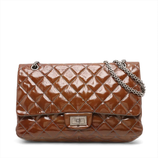 CHANEL Matelasse 2.55 Maxi Patent Leather Double Chain Shoulder Bag