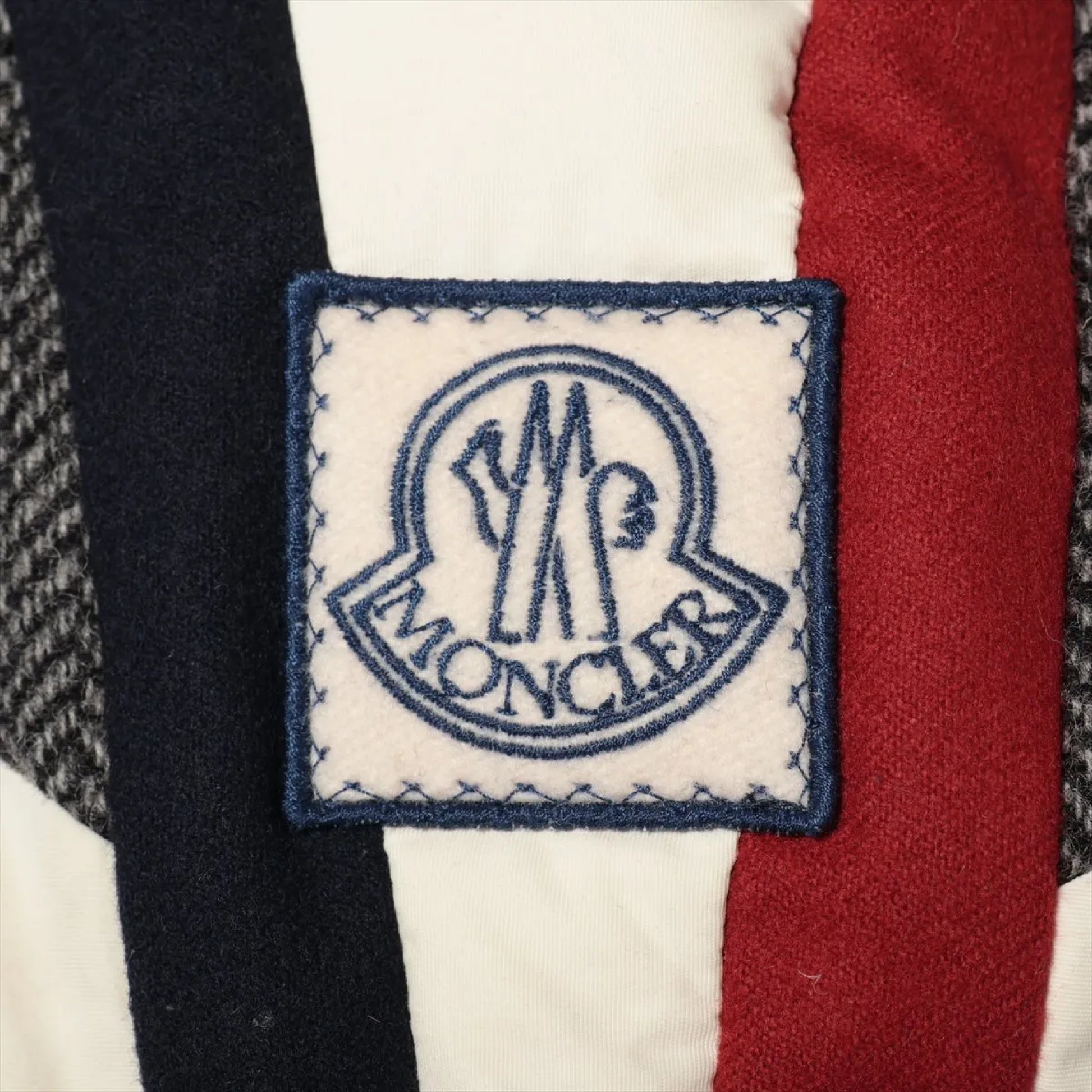 MONCLER Moncler Gum Blue Wool Down Jacket 1 Grey C23914137280 Jacket