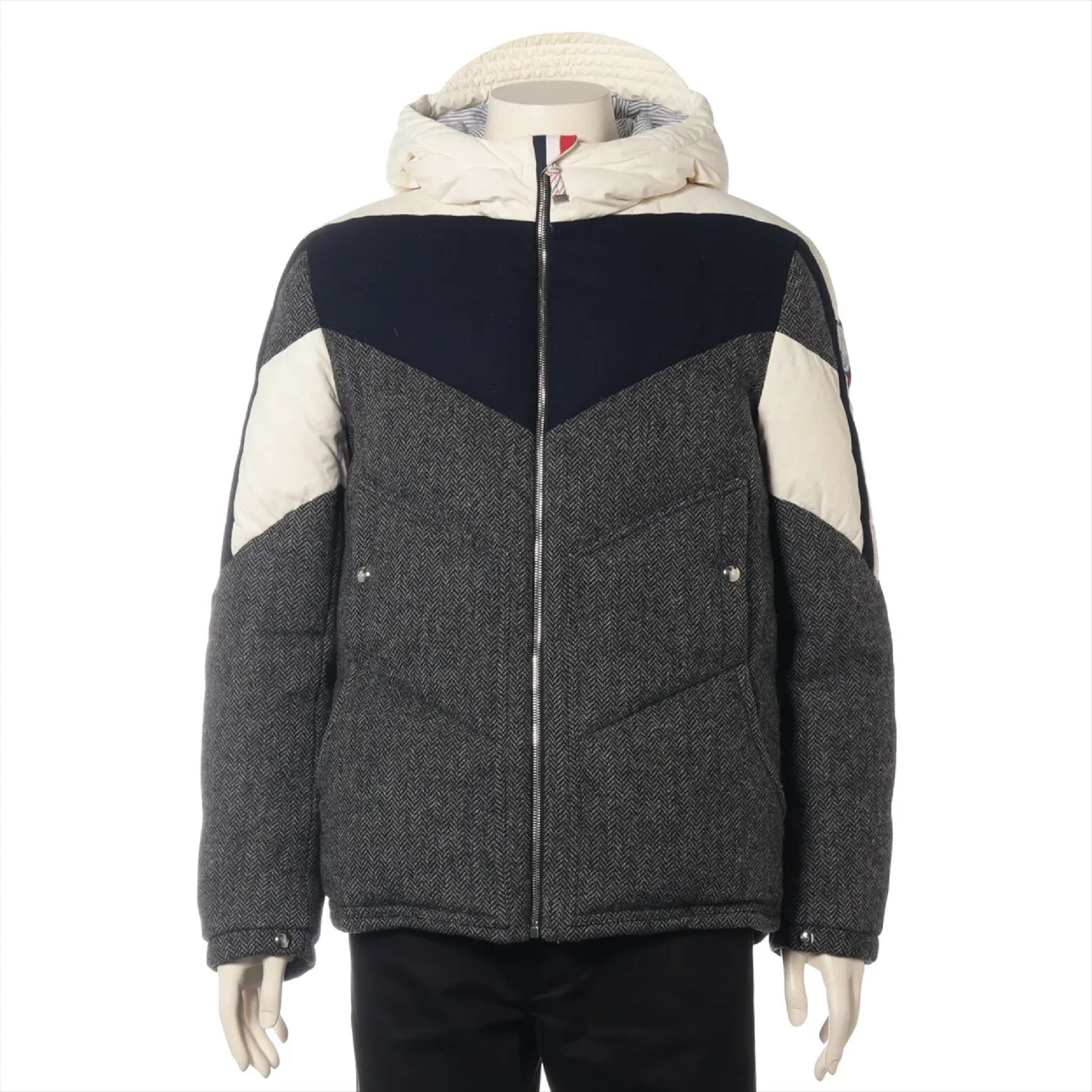 MONCLER Moncler Gum Blue Wool Down Jacket 1 Grey C23914137280 Jacket