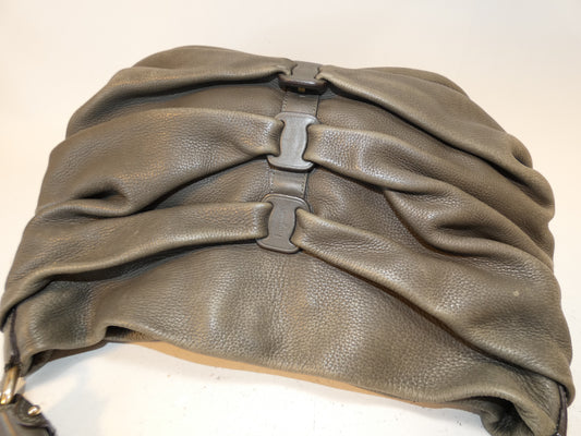 Salvatore Ferragamo Vara Leather One-Hand One-Shoulder Handbag