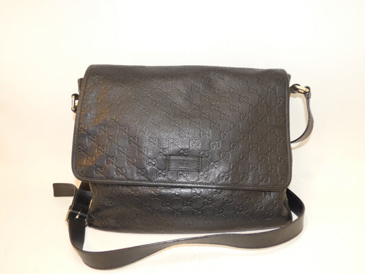 GUCCI GG Shima Black Shoulder Bag