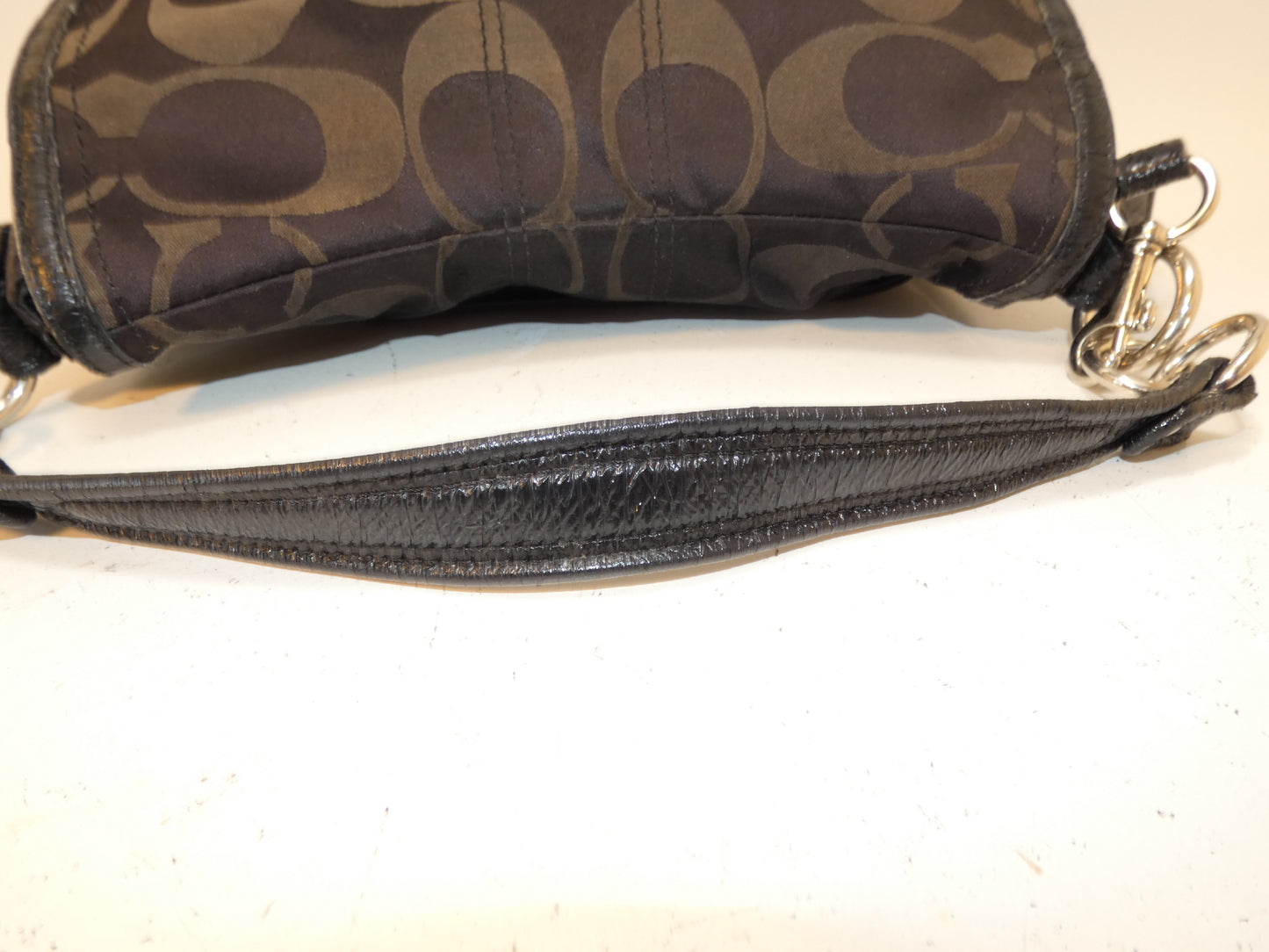 COACH 2-way Signature Canvas Black Shoulder Bag