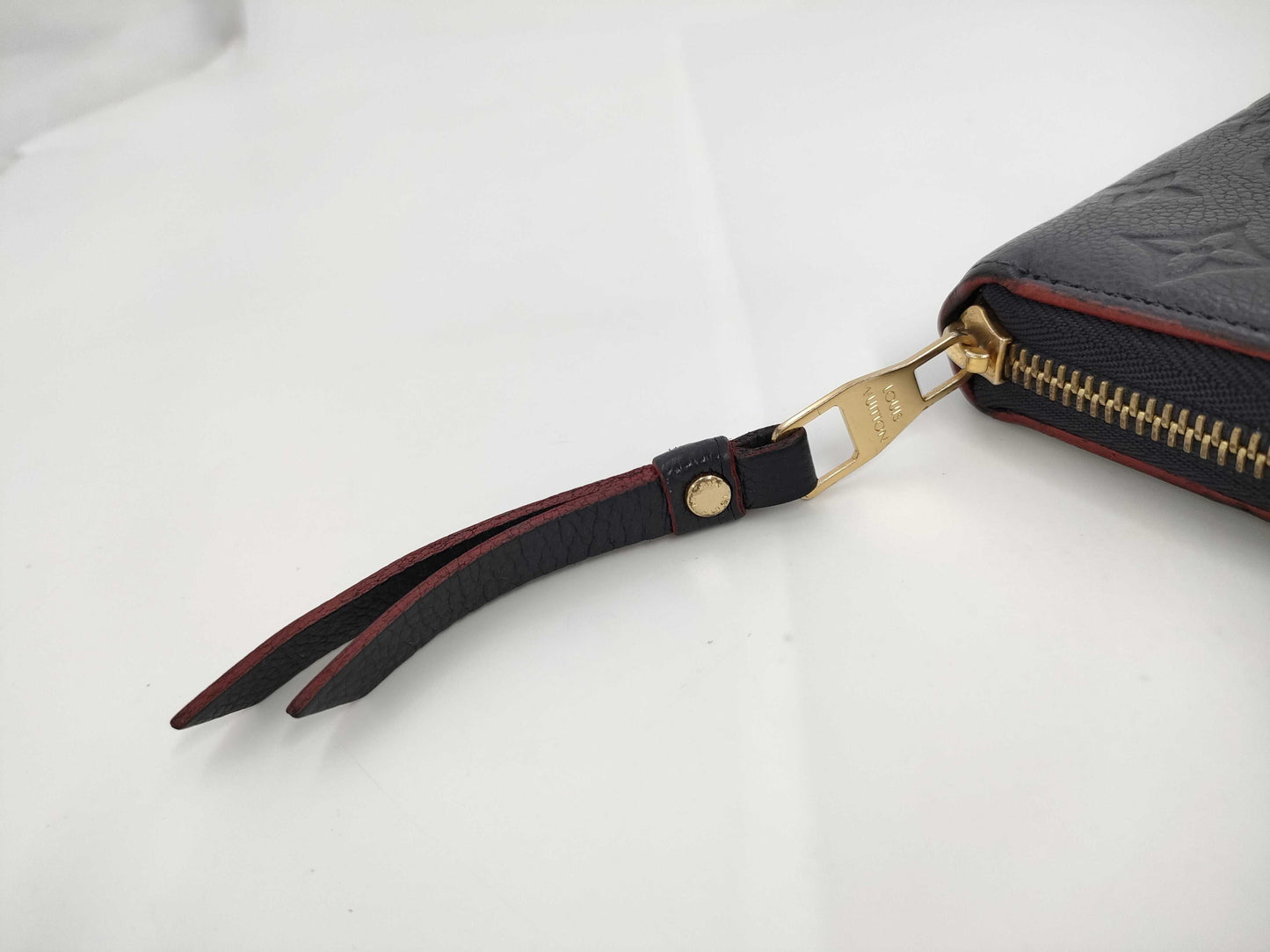 LOUIS VUITTON Vuitton Ampplant Zippy Wallet