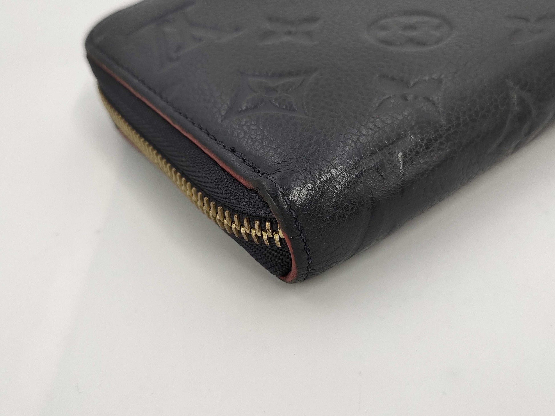LOUIS VUITTON Vuitton Ampplant Zippy Wallet