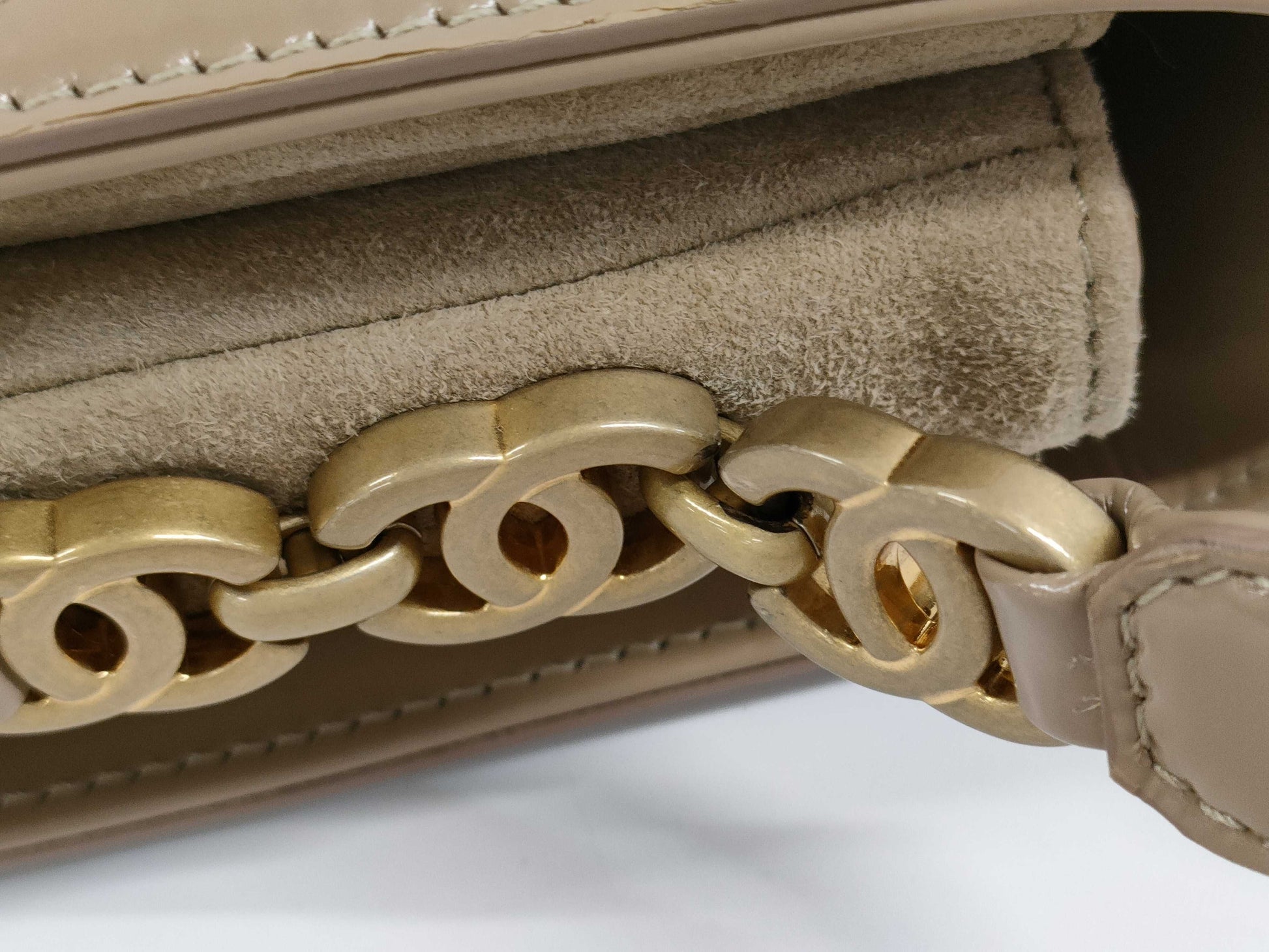 CHANEL CHANEL Mini Messenger Bag in Shiny Calfskin and Suede with Vintage Gold Hardware