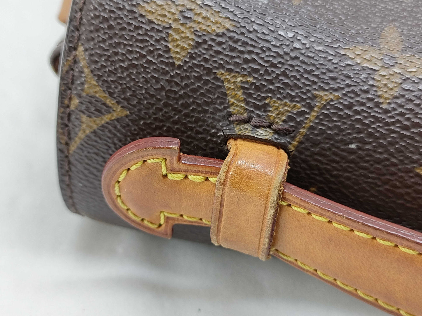 LOUIS VUITTON Monogram Pochette Metis Handbag