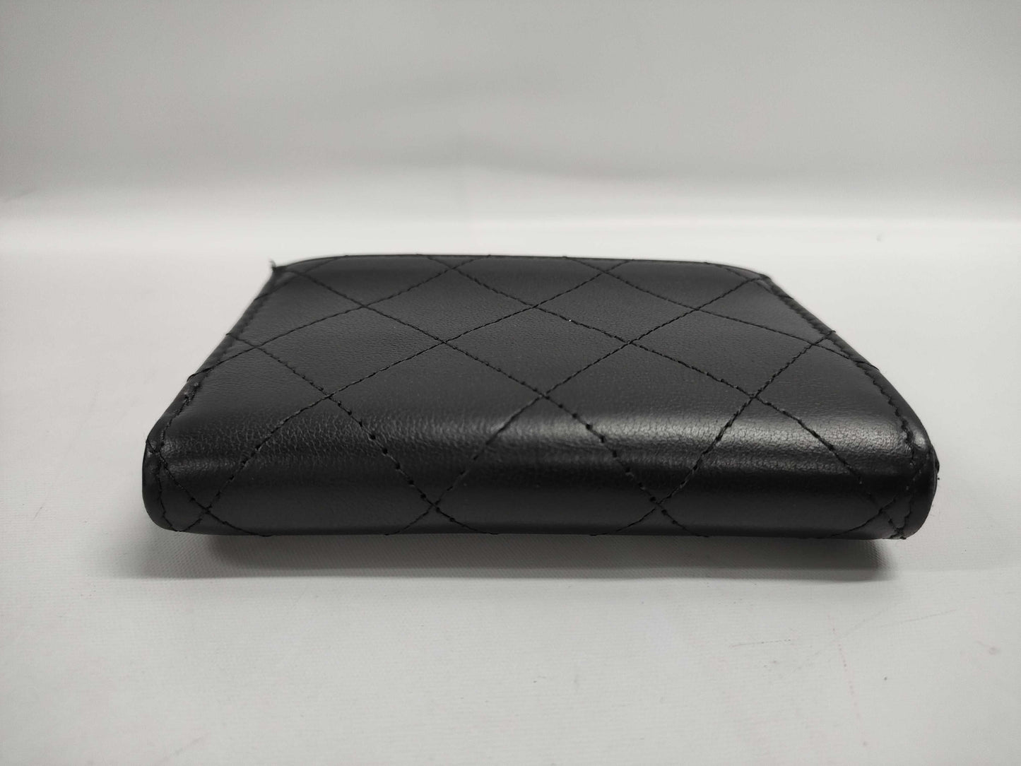 CHANEL CHANEL Matelasse Coin Case in Black Calf Leather with Black Hardware